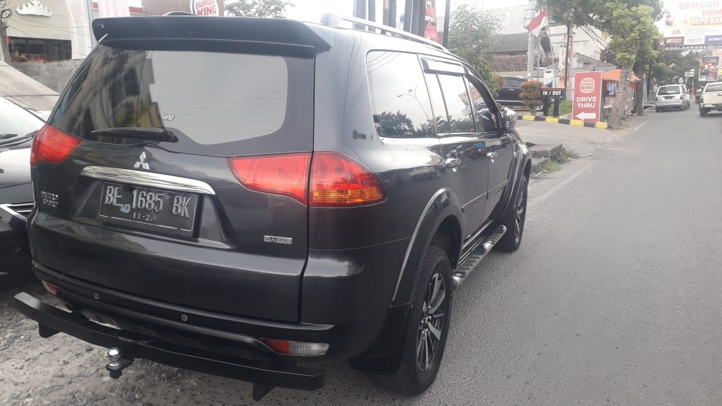 2011 Mitsubishi Pajero Sport  2011 Mitsubishi Pajero Sport