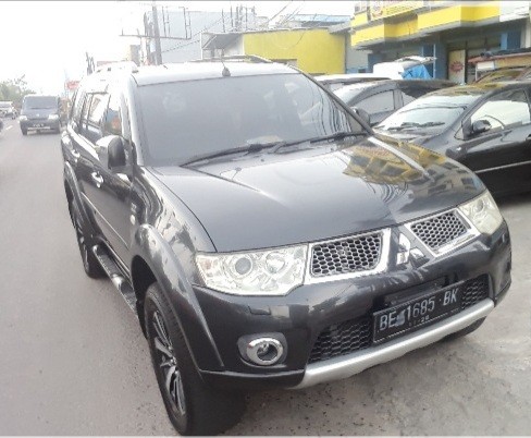 2011 Mitsubishi Pajero Sport  2011 Mitsubishi Pajero Sport