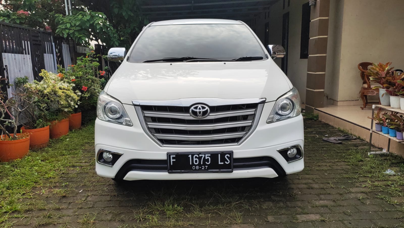 2015 Toyota Kijang Innova Bekas 2015 Toyota Kijang Innova Bekas