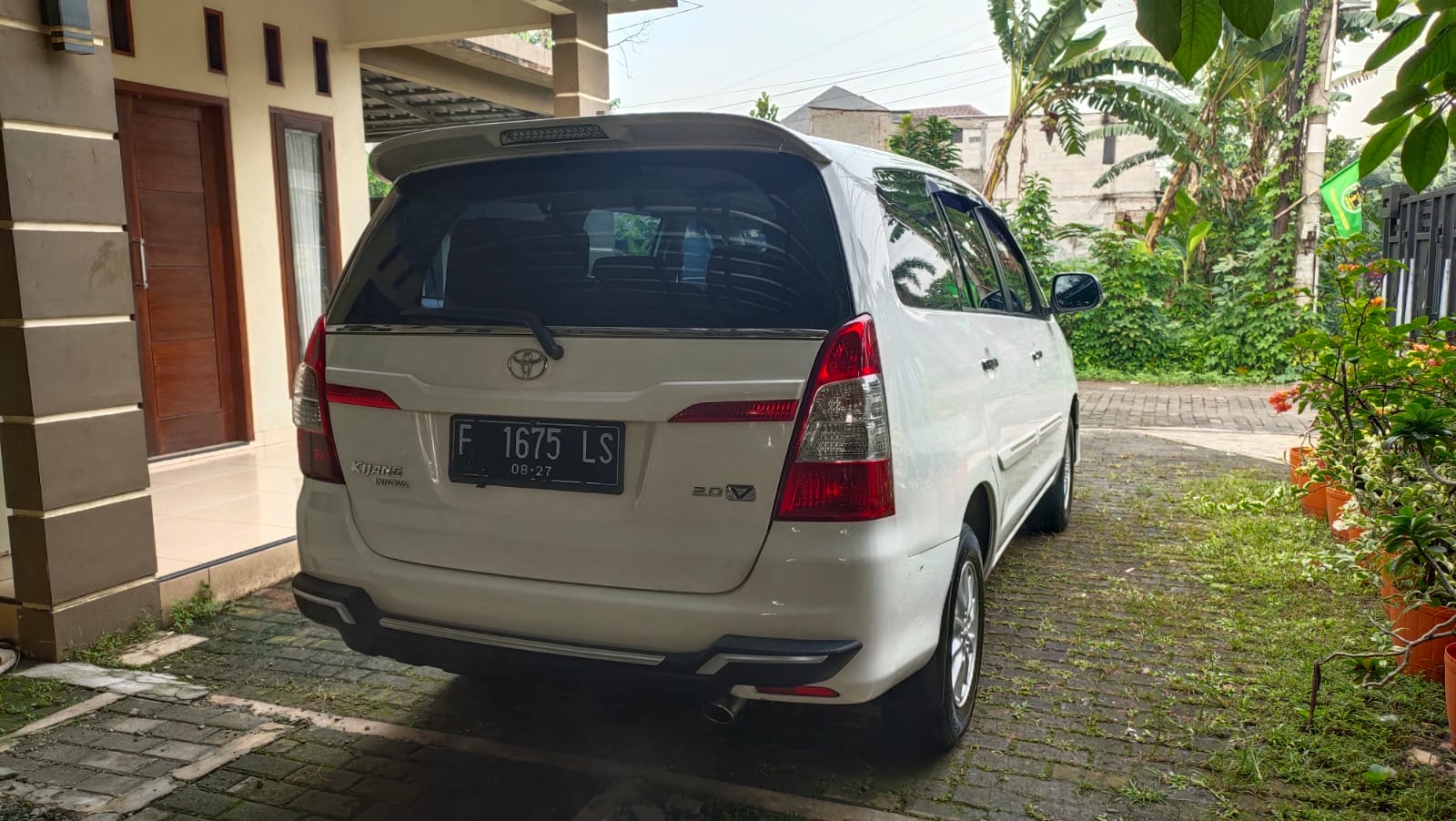 2015 Toyota Kijang Innova 2015 Toyota Kijang Innova