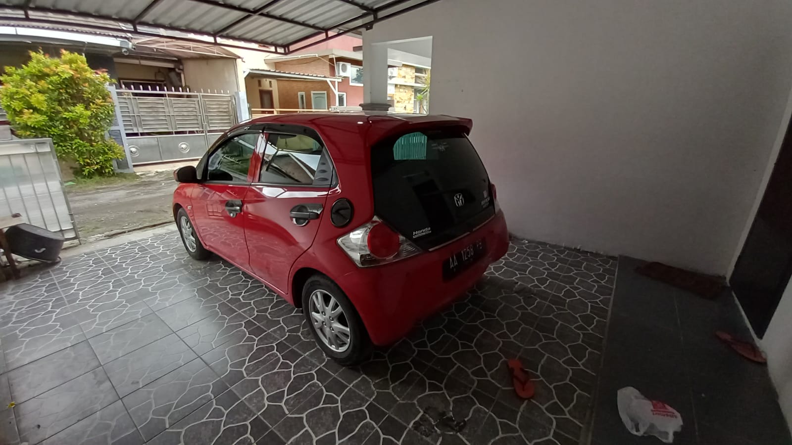 2015 Honda Brio  1.2 SATYA DD1 E M/T MNB 2015 Honda Brio  1.2 SATYA DD1 E M/T MNB