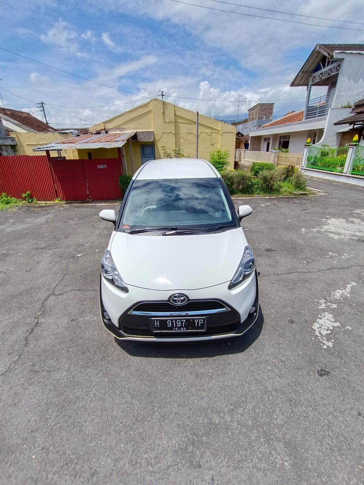 2018 Toyota Sienta 2018 Toyota Sienta