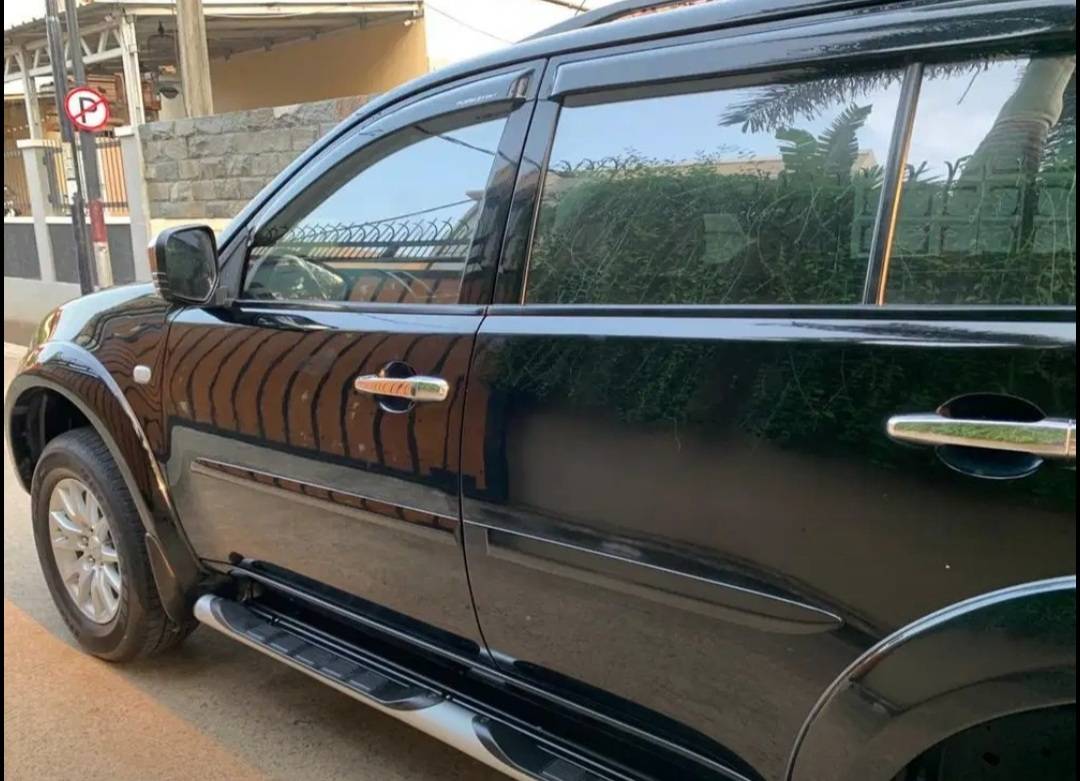 2010 Mitsubishi Pajero Sport 2010 Mitsubishi Pajero Sport