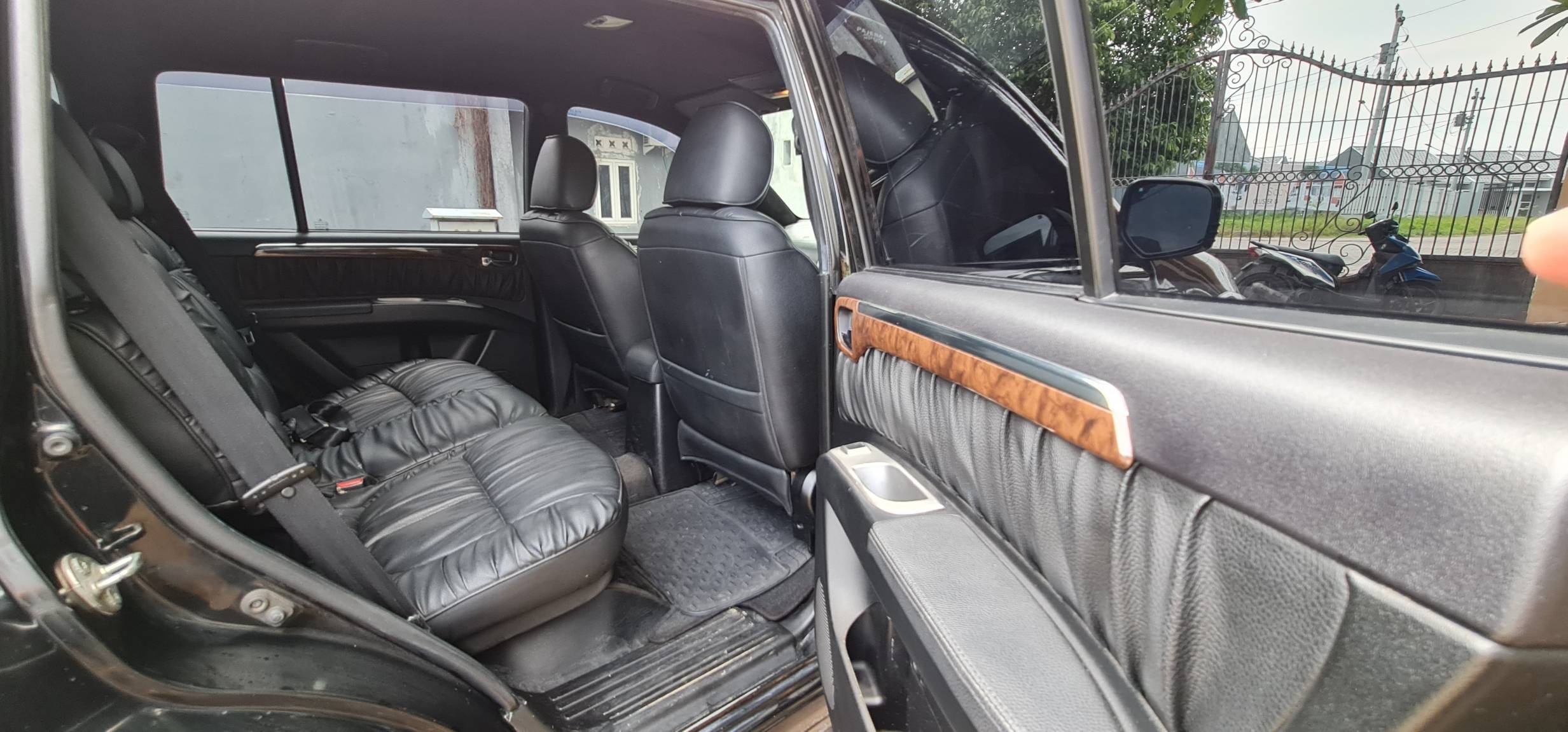 2010 Mitsubishi Pajero Sport 2010 Mitsubishi Pajero Sport