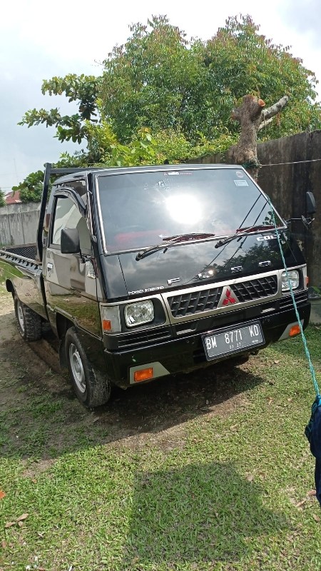 2022 Mitsubishi L300