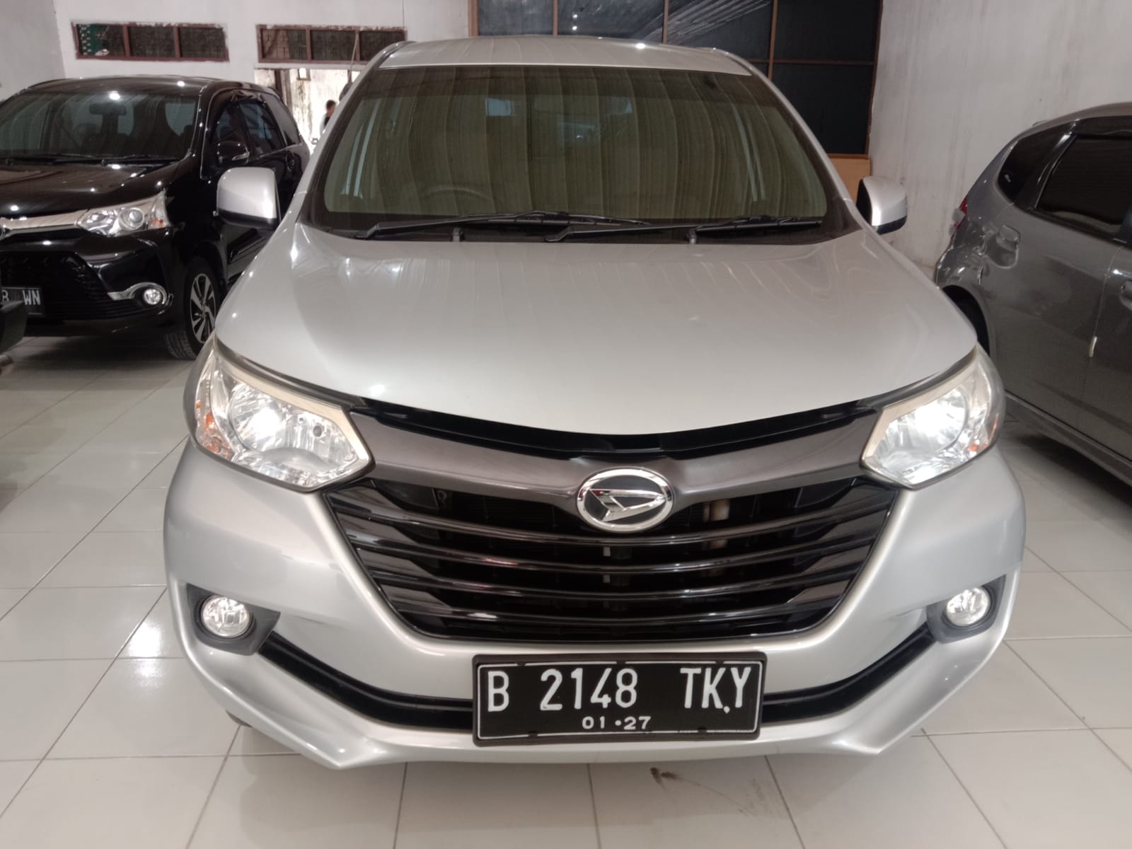 2016 Daihatsu Grand Xenia 2016 Daihatsu Grand Xenia