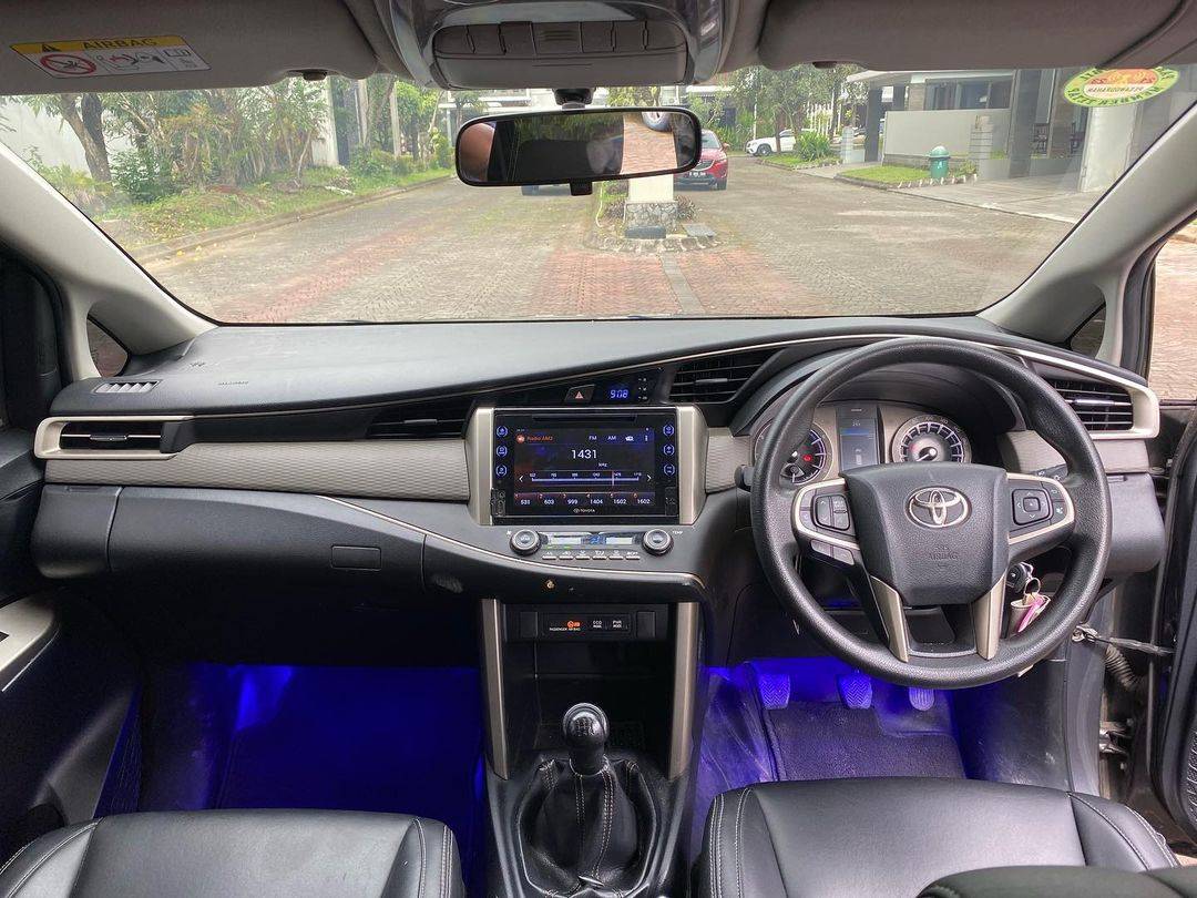 2015 Toyota Kijang Innova 2015 Toyota Kijang Innova