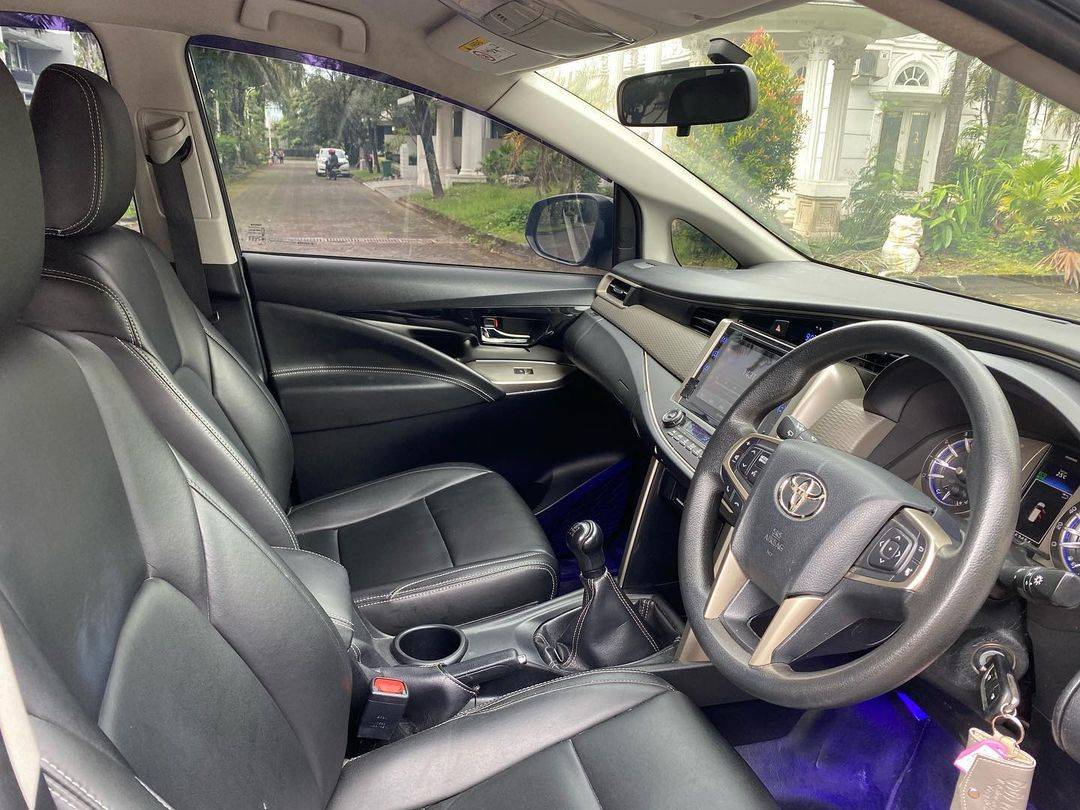 2015 Toyota Kijang Innova 2015 Toyota Kijang Innova