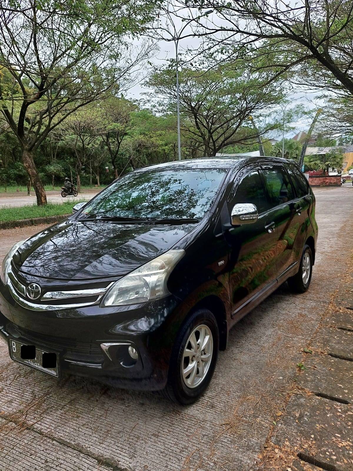 Second Hand 2012 Toyota Avanza Second Hand 2012 Toyota Avanza