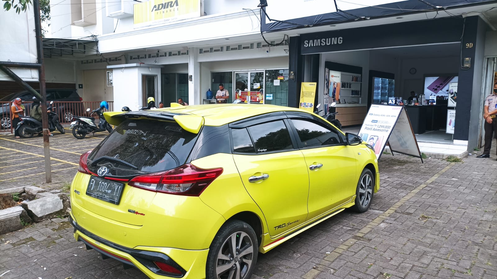 2018 Toyota Yaris S TRD 1.5L AT 2018 Toyota Yaris S TRD 1.5L AT