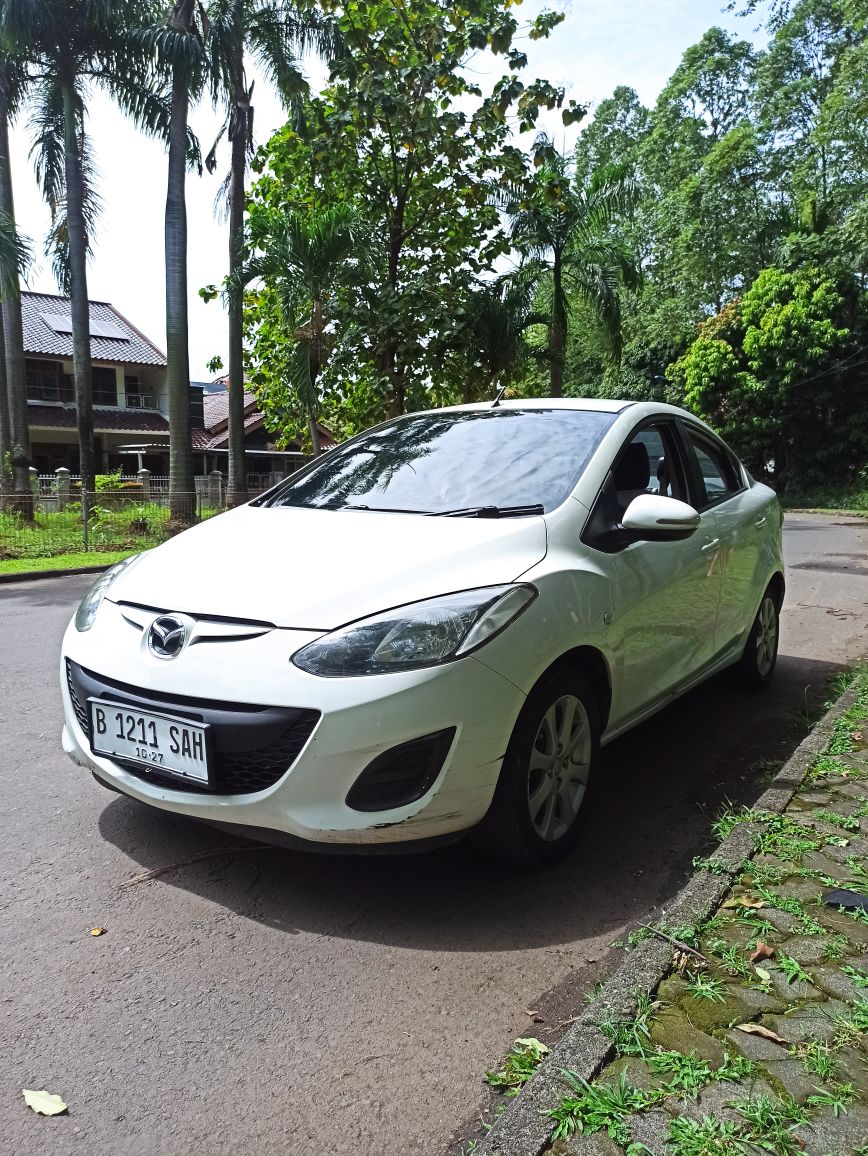 Second Hand 2011 Mazda 2 Second Hand 2011 Mazda 2