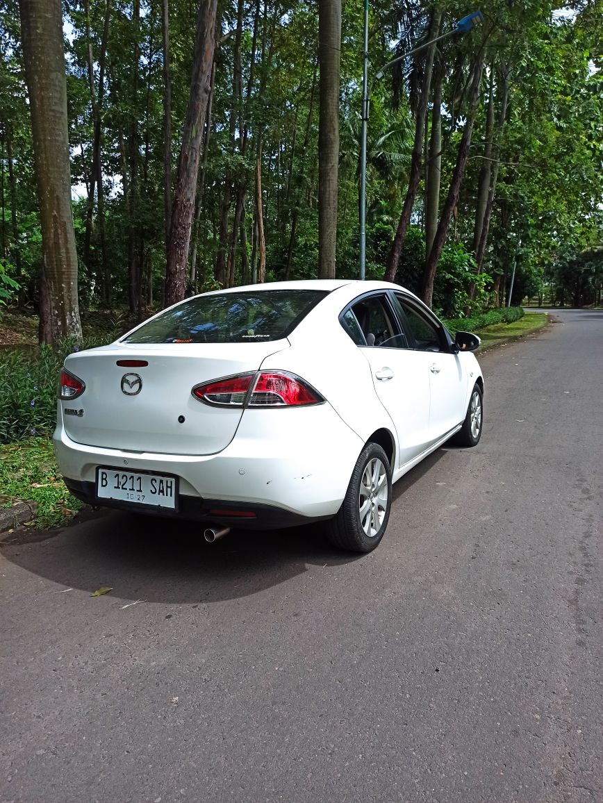 2011 Mazda 2 2011 Mazda 2