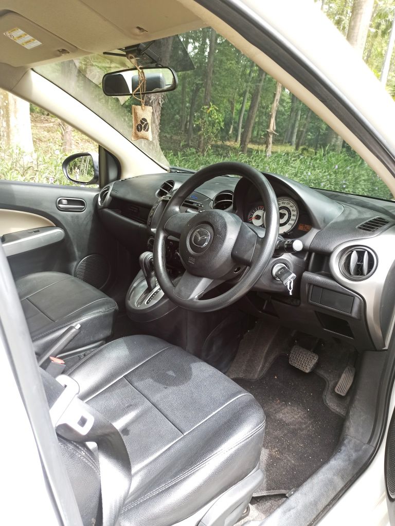 2011 Mazda 2 2011 Mazda 2