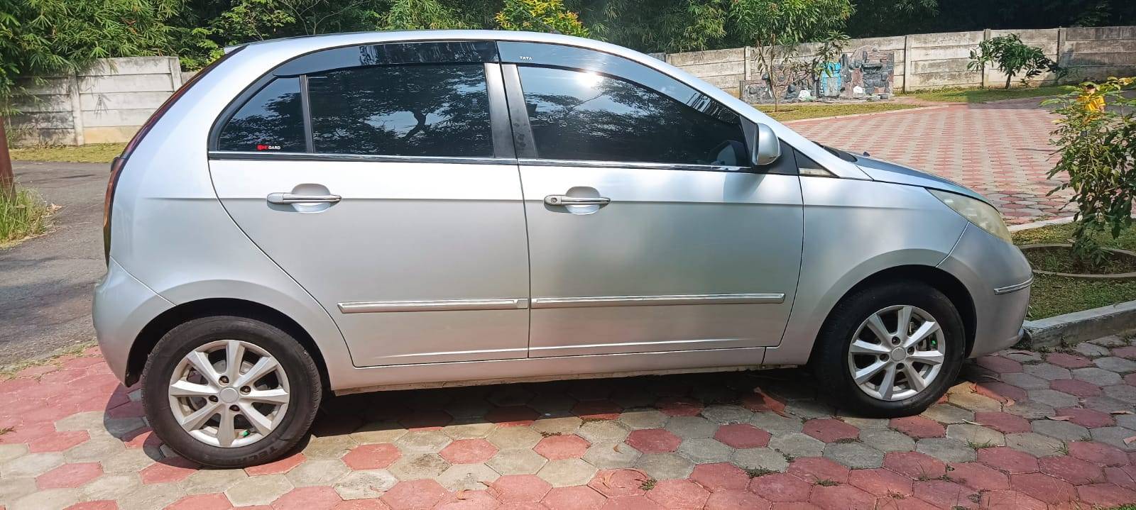 2013 Tata Vista 2013 Tata Vista