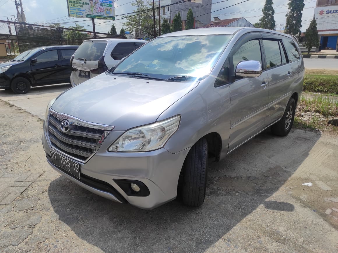 2015 Toyota Kijang Innova 2.0 G MT 2015 Toyota Kijang Innova 2.0 G MT