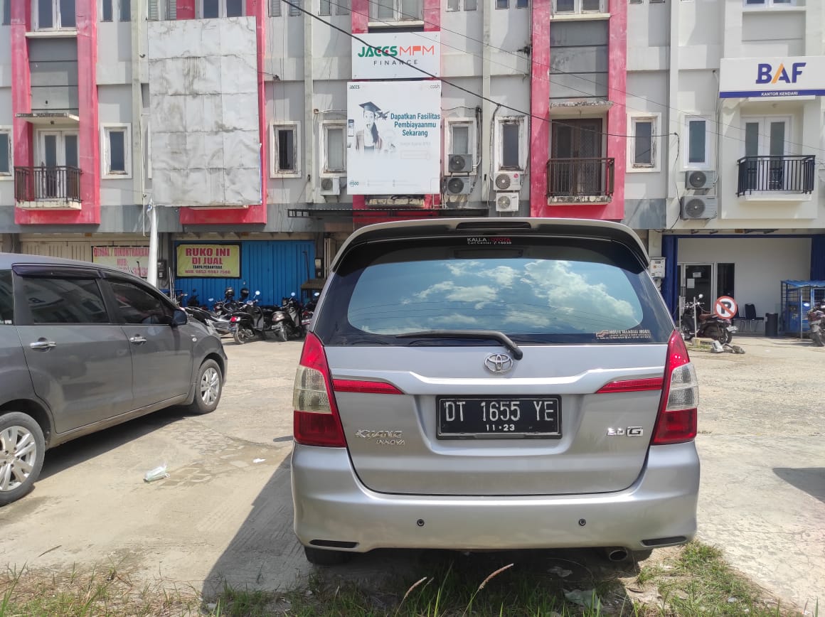 2015 Toyota Kijang Innova 2.0 G MT 2015 Toyota Kijang Innova 2.0 G MT