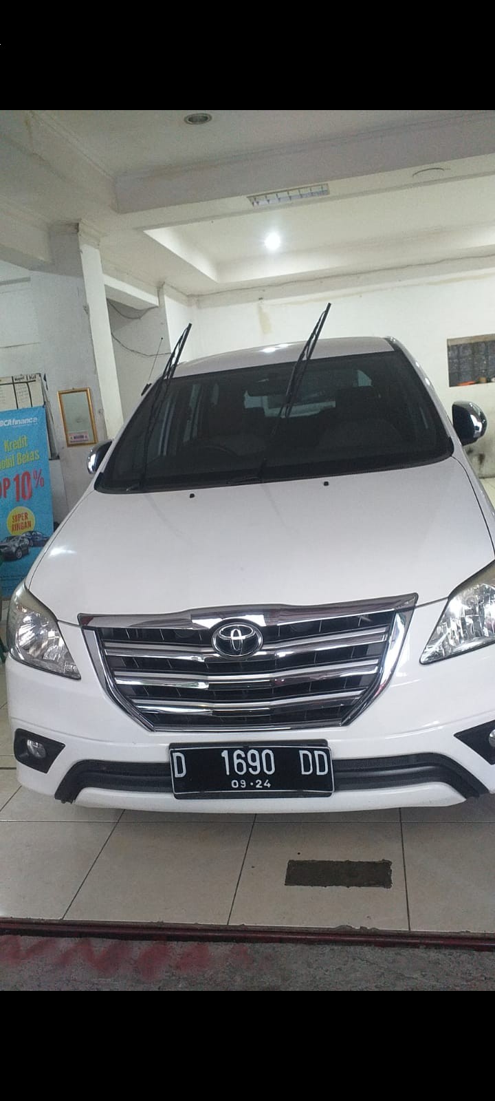 2014 Toyota Kijang Innova G LUXURY AT BENSIN 2014 Toyota Kijang Innova G LUXURY AT BENSIN