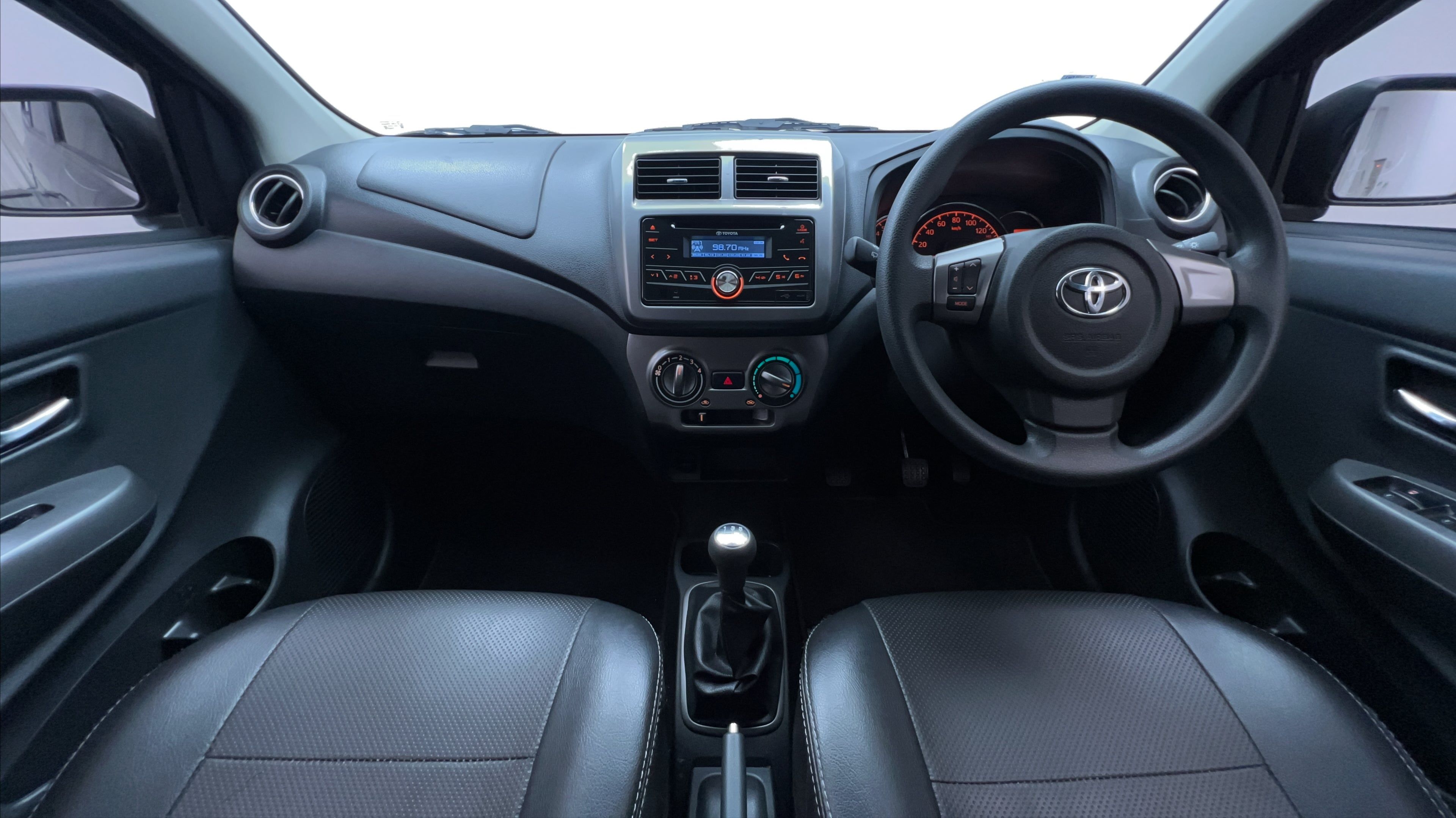 Dijual 2018 Toyota Agya  1.2L G TRD MT 1.2L G TRD MT Bekas