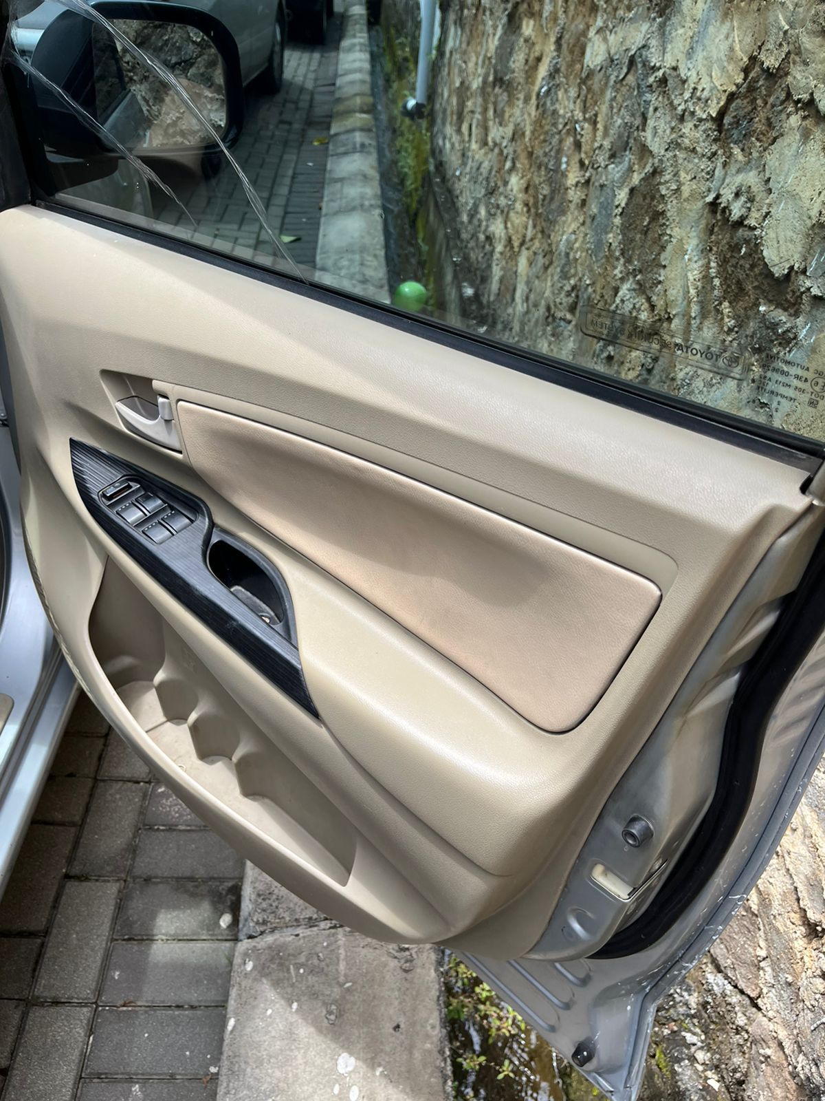 2012 Toyota Avanza 2012 Toyota Avanza