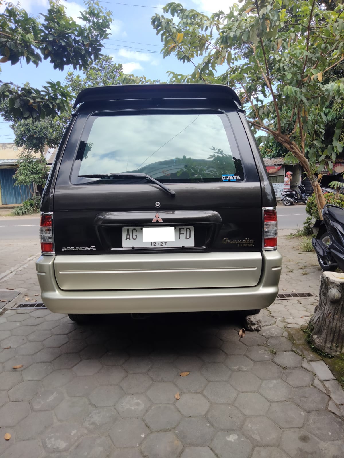 2002 Mitsubishi Kuda 2002 Mitsubishi Kuda