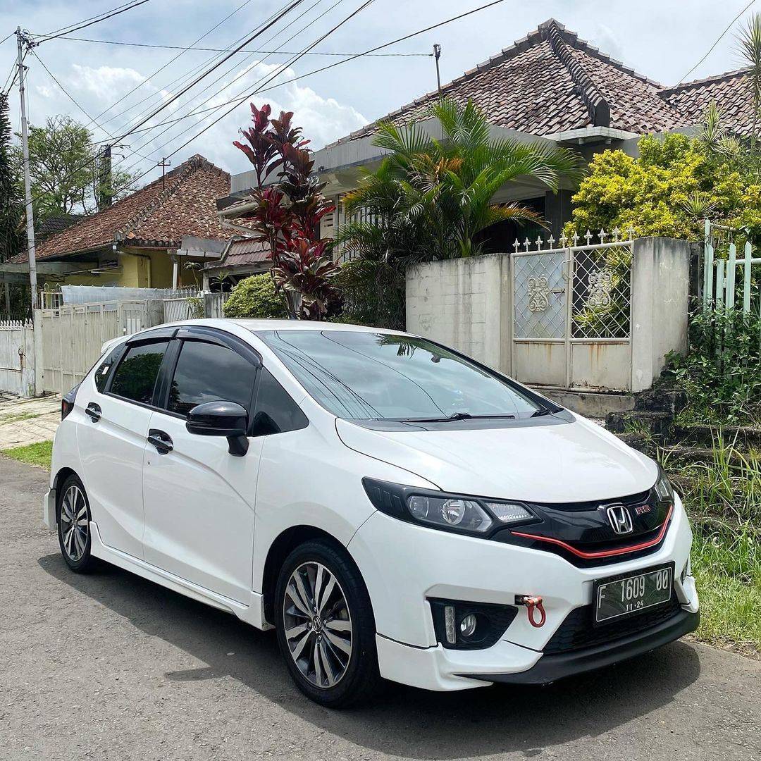 2015 Honda Jazz 2015 Honda Jazz