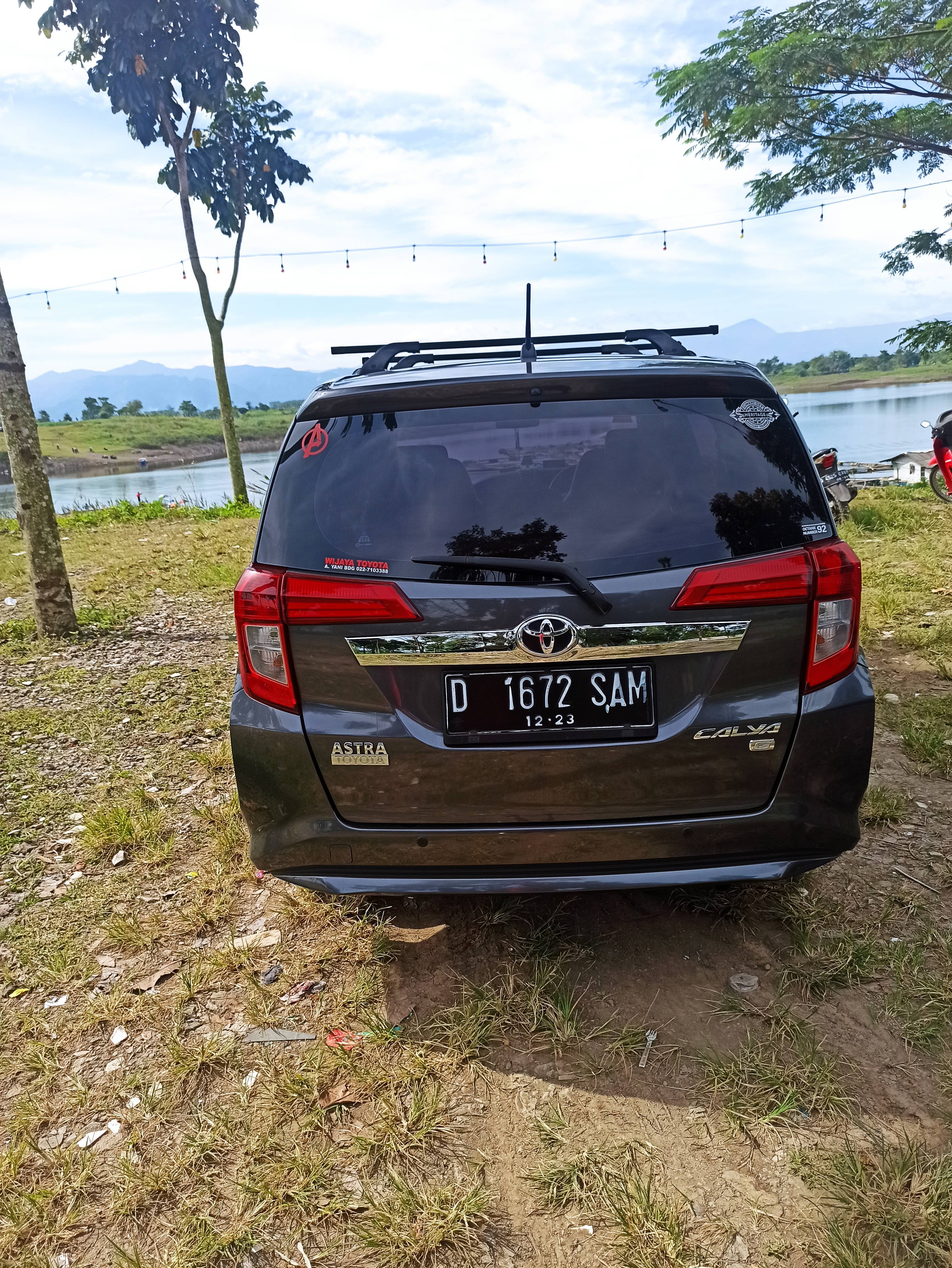 Beli mobil bekas