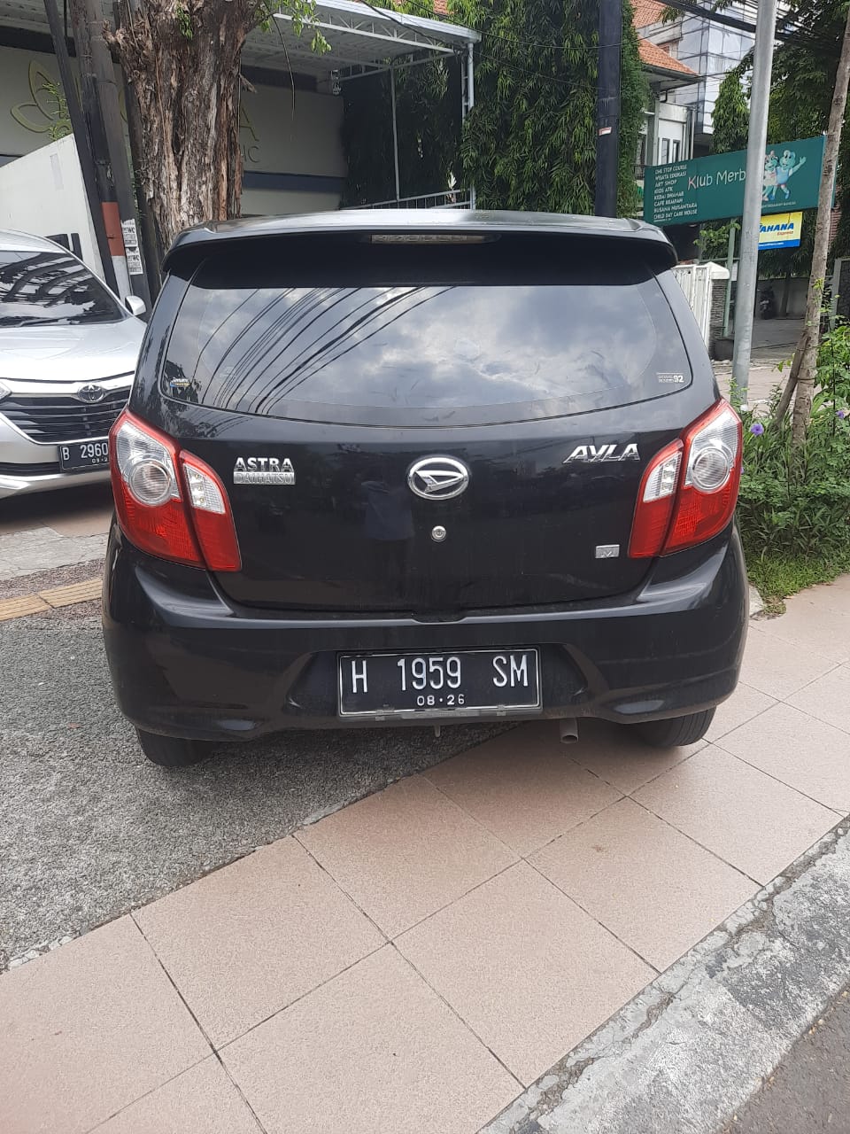 2016 Daihatsu Ayla  1.0 D MT 2016 Daihatsu Ayla  1.0 D MT