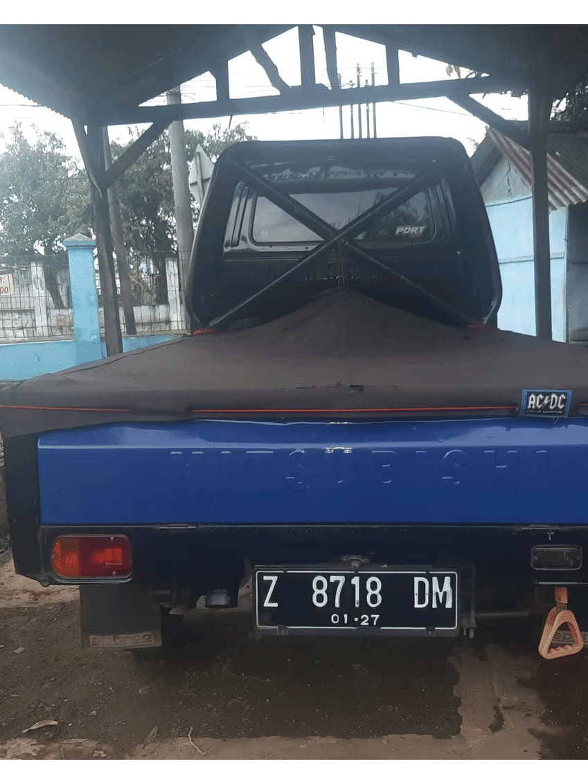 2011 Mitsubishi T120SS T 1.5 PU 2011 Mitsubishi T120SS T 1.5 PU