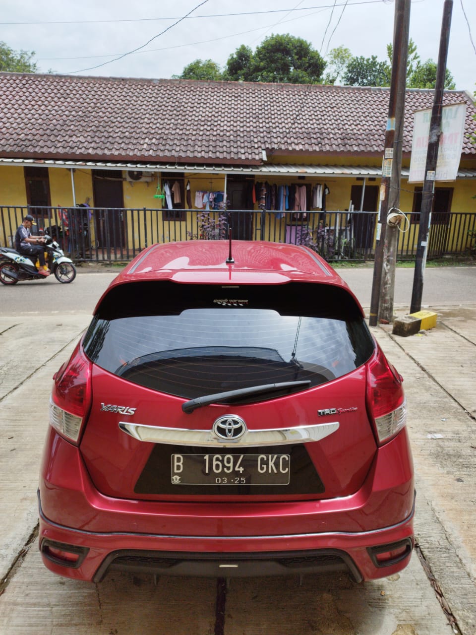 2015 Toyota Yaris Heykers 1.5 S TRD AT 2015 Toyota Yaris Heykers 1.5 S TRD AT