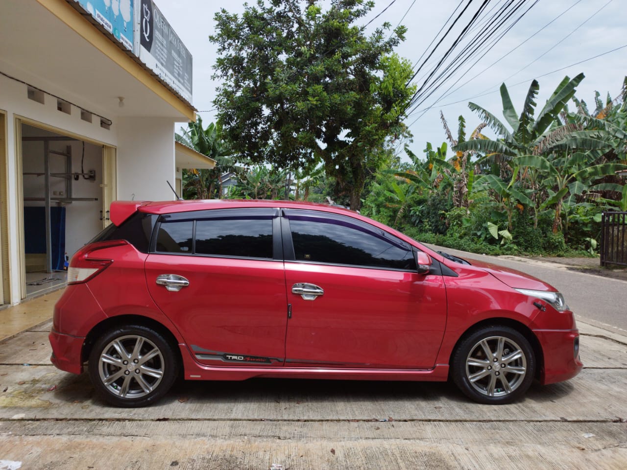 2015 Toyota Yaris Heykers 1.5 S TRD AT 2015 Toyota Yaris Heykers 1.5 S TRD AT