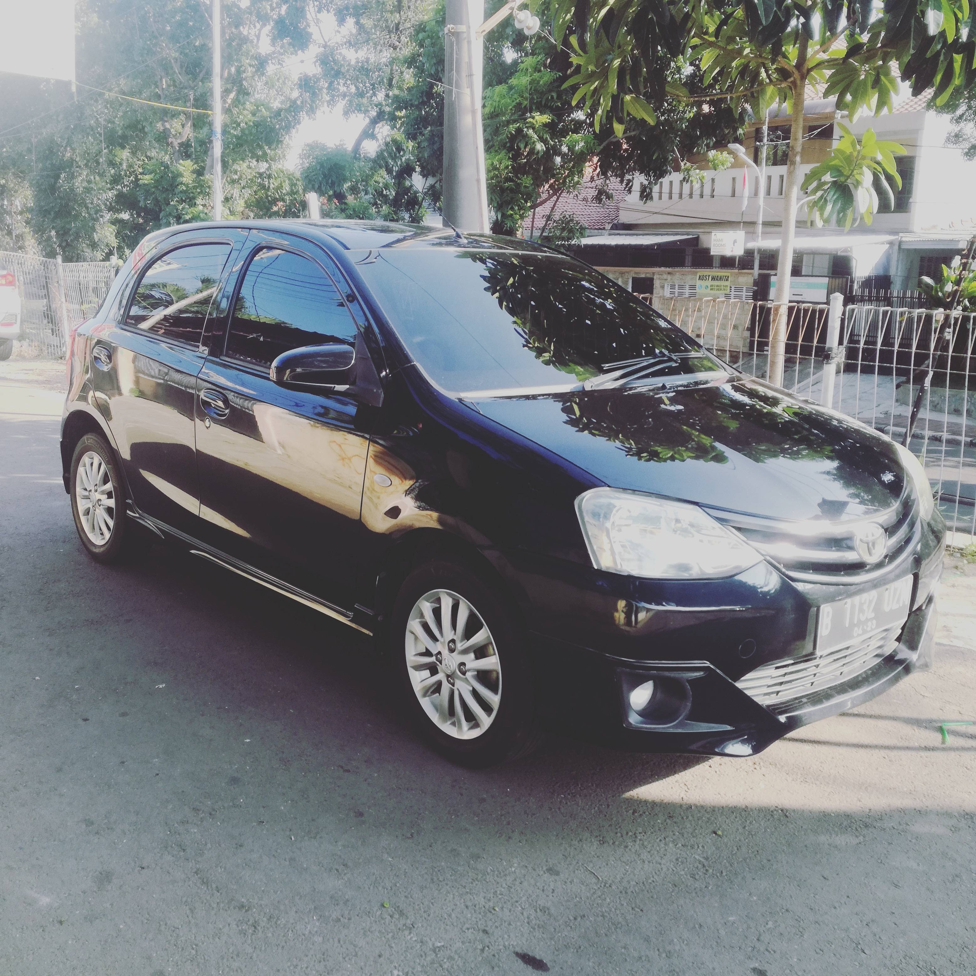 Second Hand 2013 Toyota Etios Valco Second Hand 2013 Toyota Etios Valco
