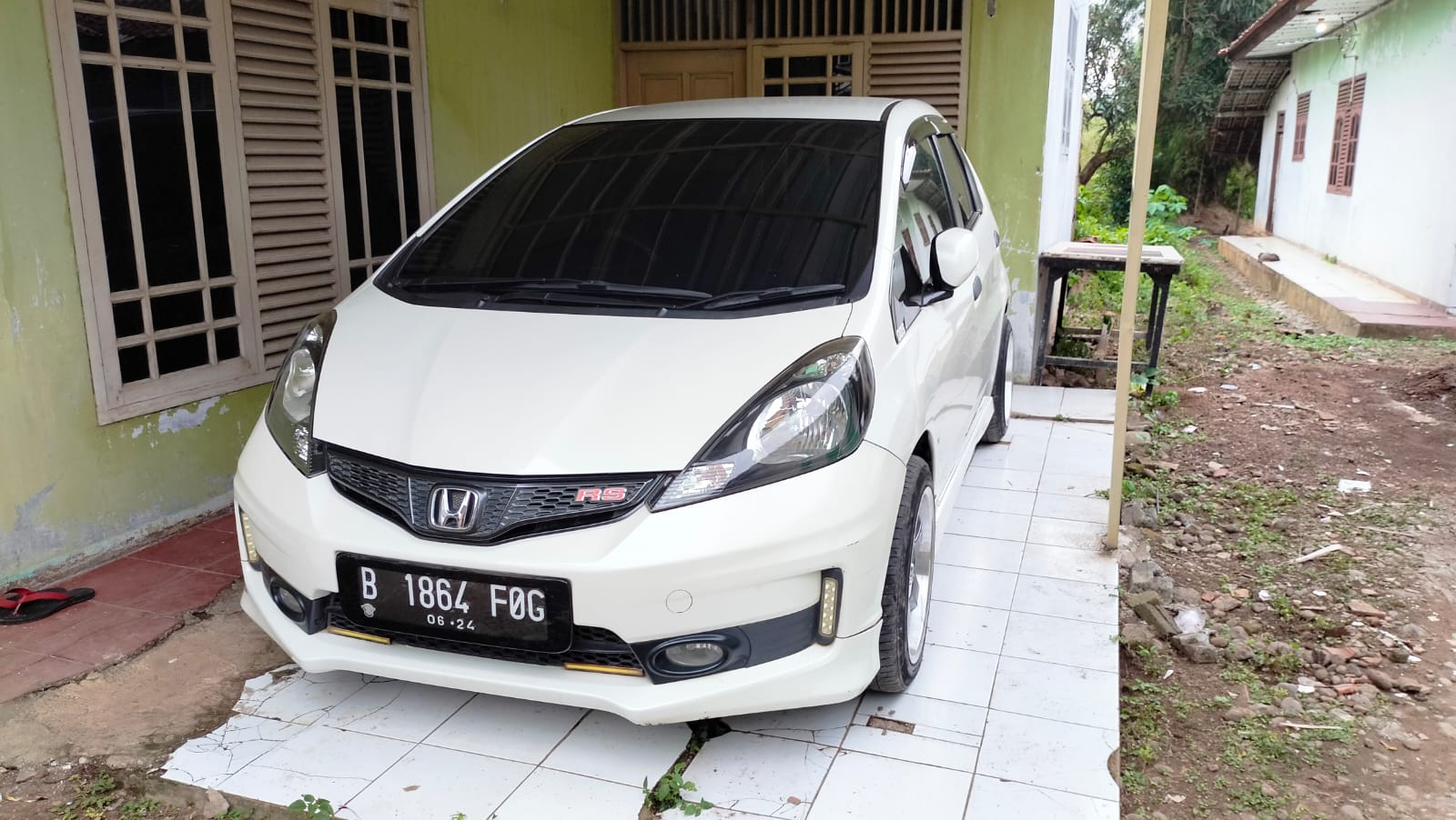 2014 Honda Jazz  RS MT 2014 Honda Jazz  RS MT