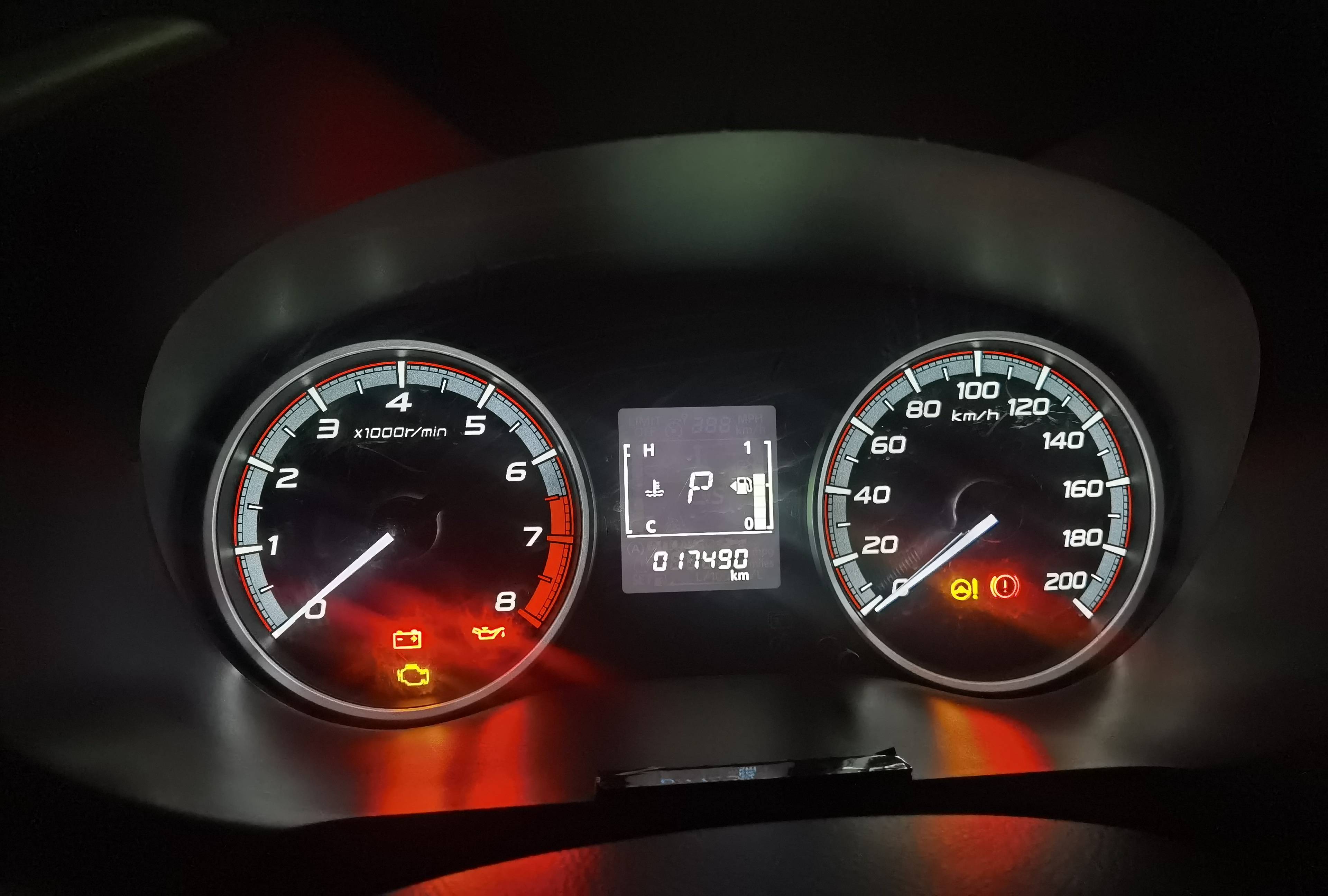 2020 Mitsubishi Xpander Limited 2020 Mitsubishi Xpander Limited