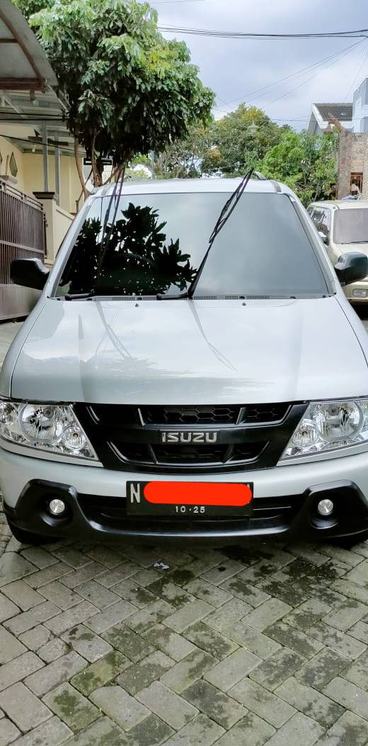 2004 Isuzu Panther 2004 Isuzu Panther