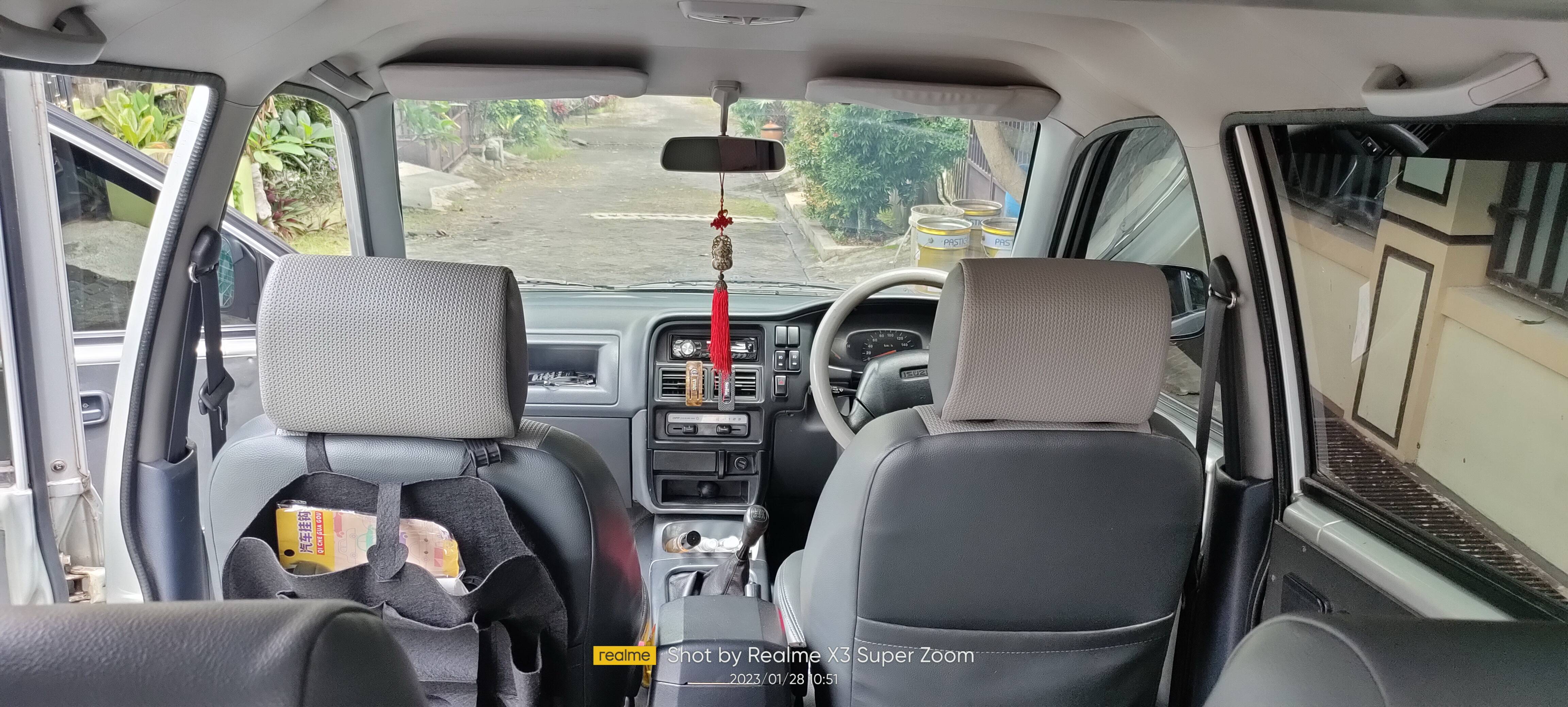 2004 Isuzu Panther 2004 Isuzu Panther