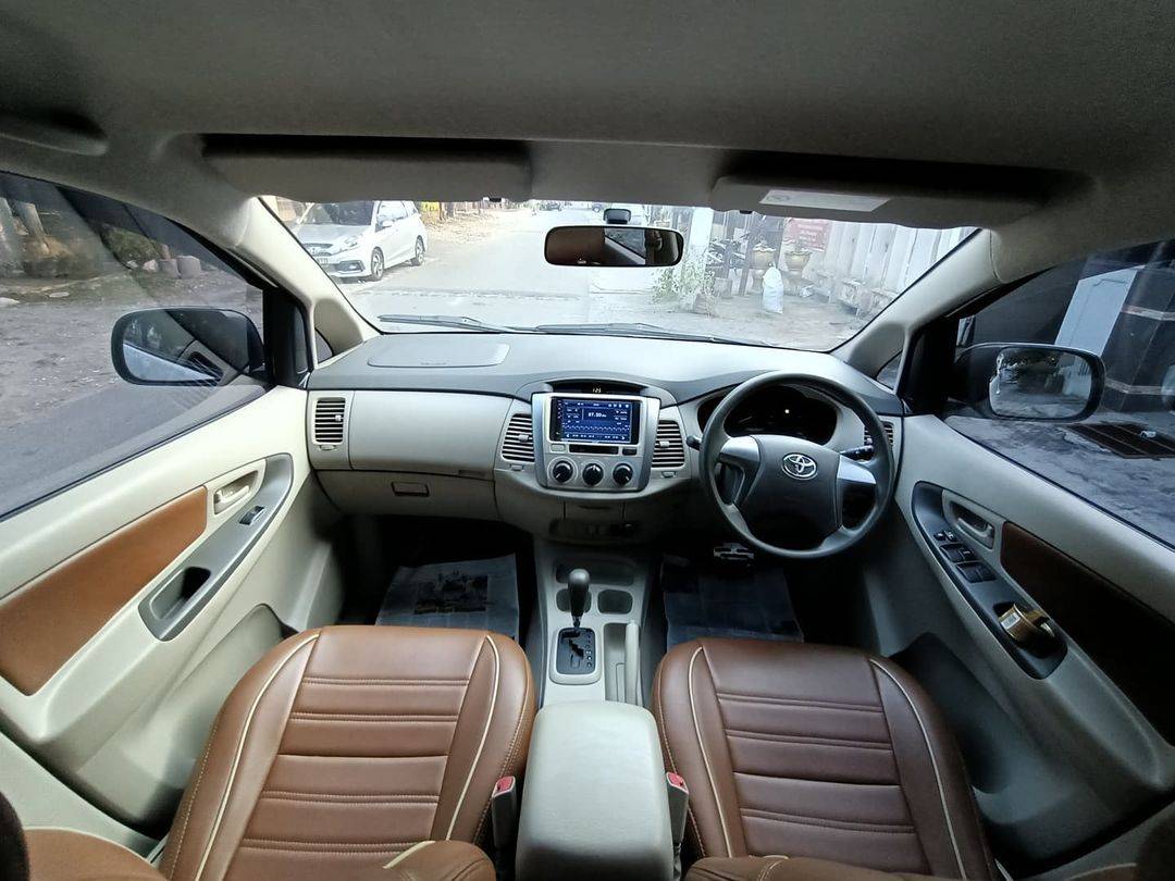 2014 Toyota Kijang Innova 2014 Toyota Kijang Innova