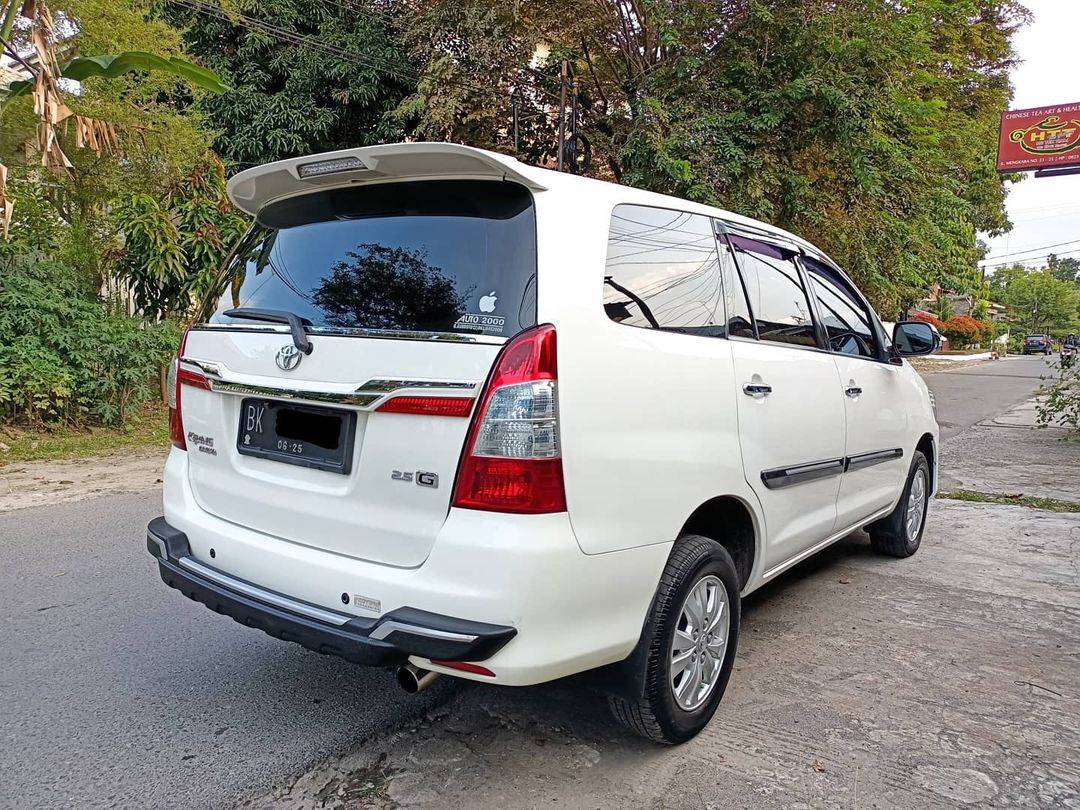 2014 Toyota Kijang Innova 2014 Toyota Kijang Innova