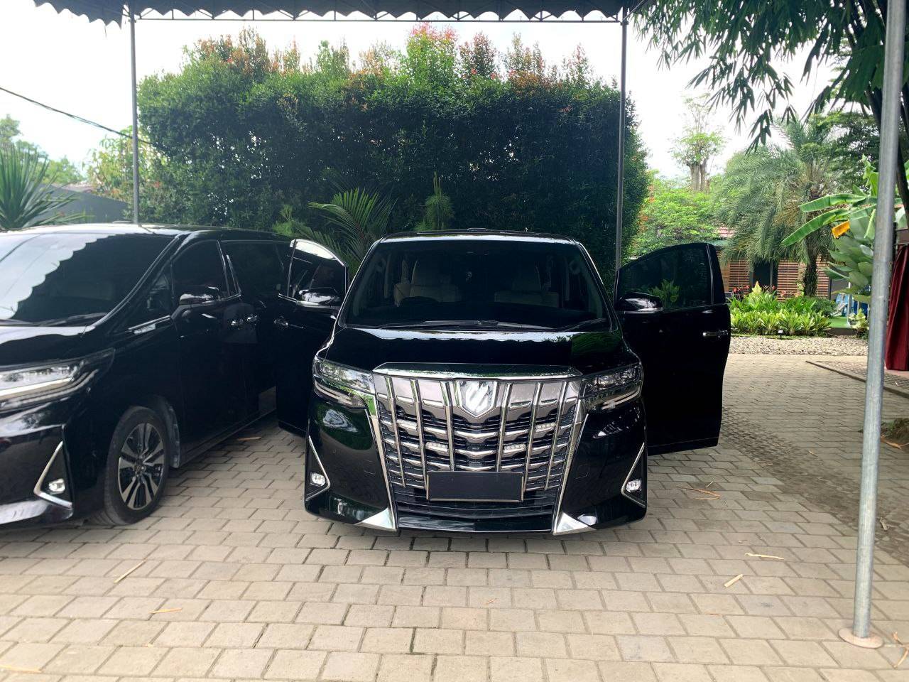 Second Hand 2020 Toyota Alphard Second Hand 2020 Toyota Alphard