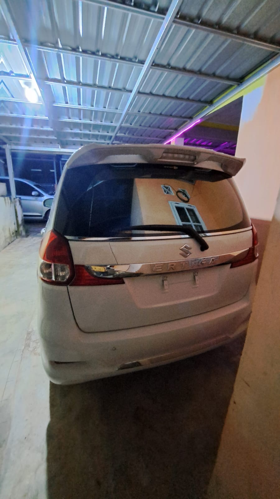 2016 Suzuki Ertiga  2016 Suzuki Ertiga