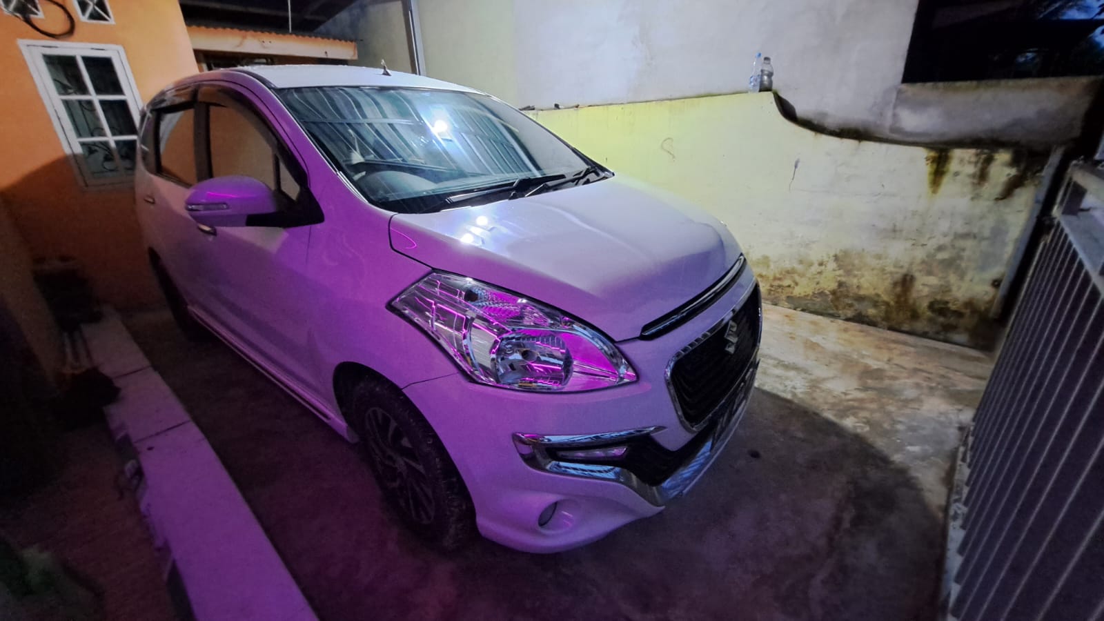 2016 Suzuki Ertiga  2016 Suzuki Ertiga