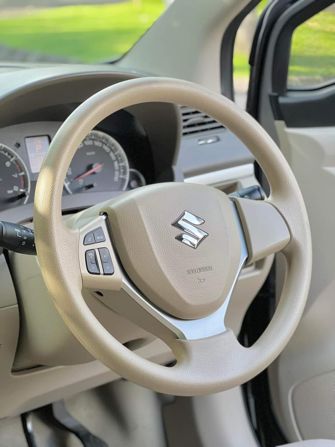 2015 Suzuki Ertiga 2015 Suzuki Ertiga