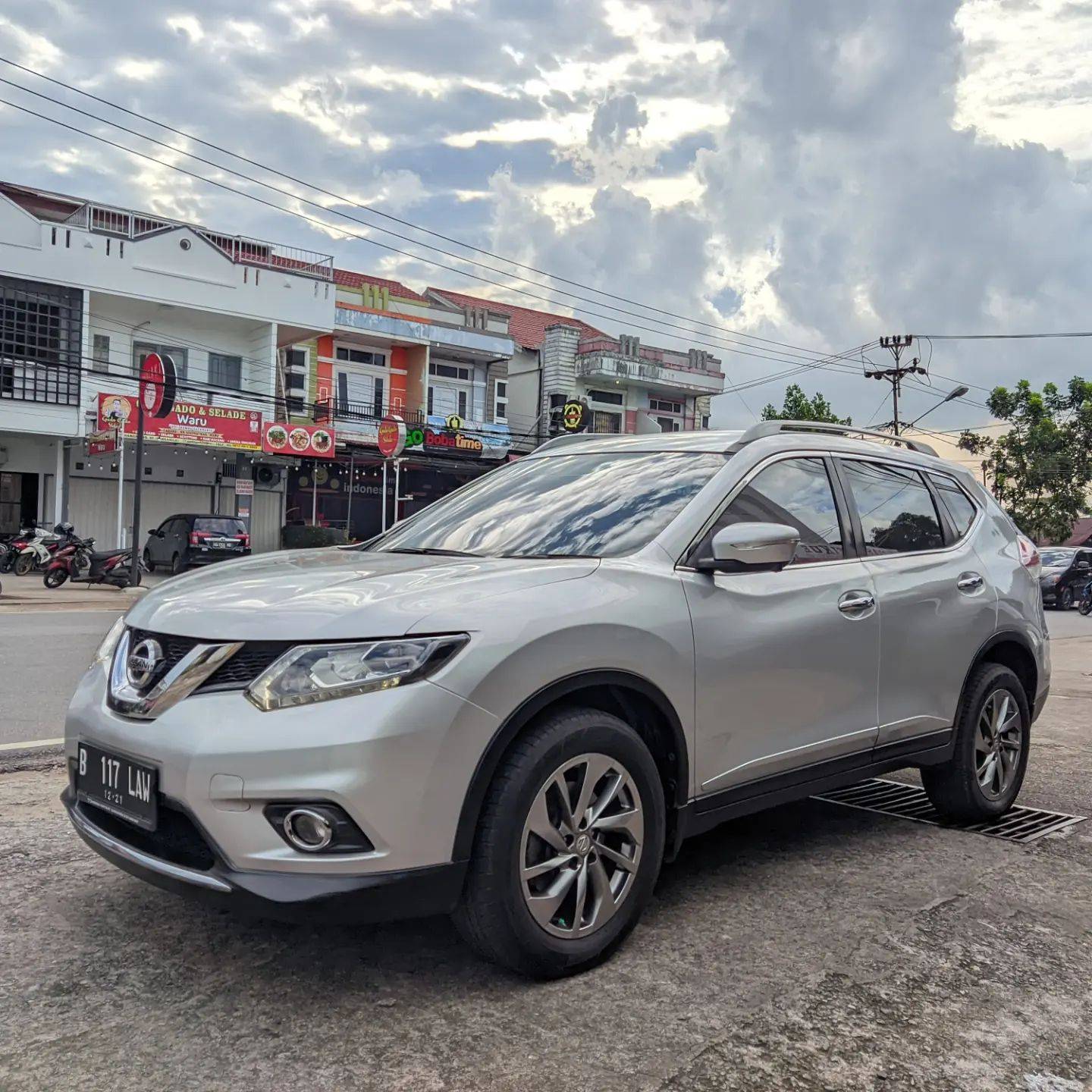 2015 Nissan X Trail XT 2.5L AT 2015 Nissan X Trail XT 2.5L AT