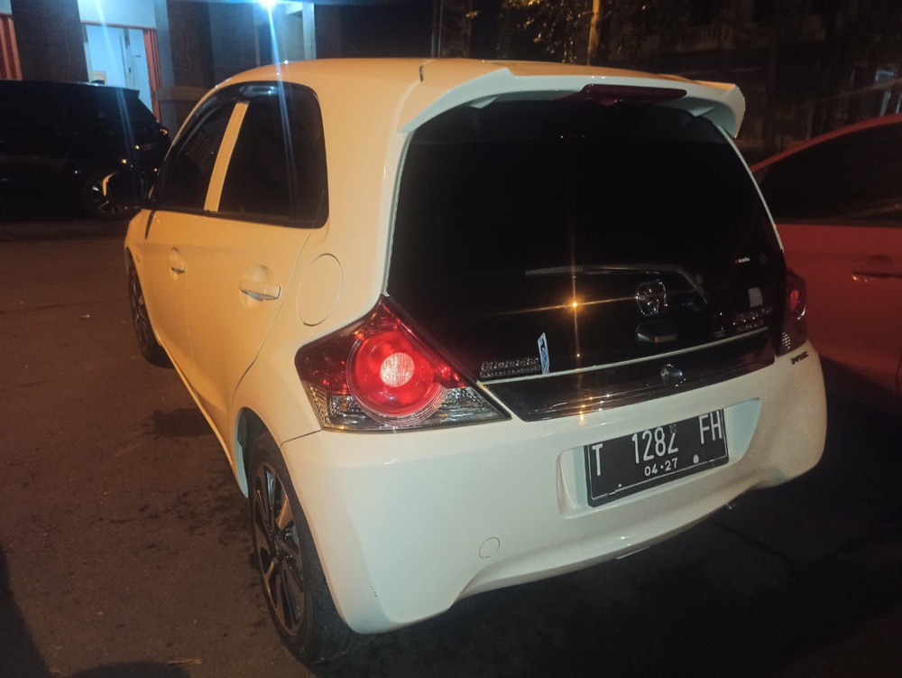 2017 Honda Brio  E AT 2017 Honda Brio  E AT