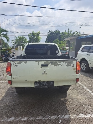 2013 Mitsubishi Triton 2013 Mitsubishi Triton