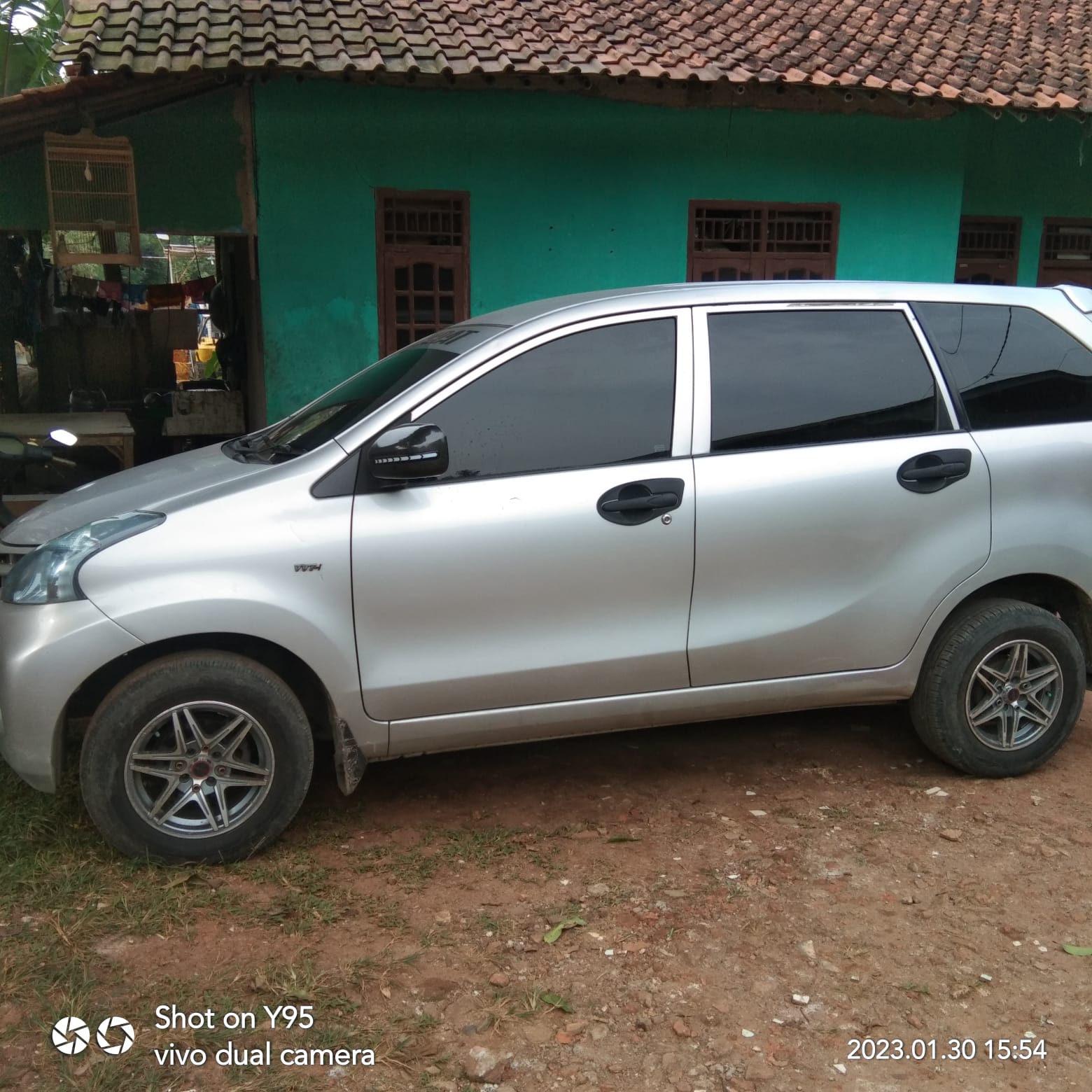 2013 Toyota Avanza  1.3 E MT 2013 Toyota Avanza  1.3 E MT
