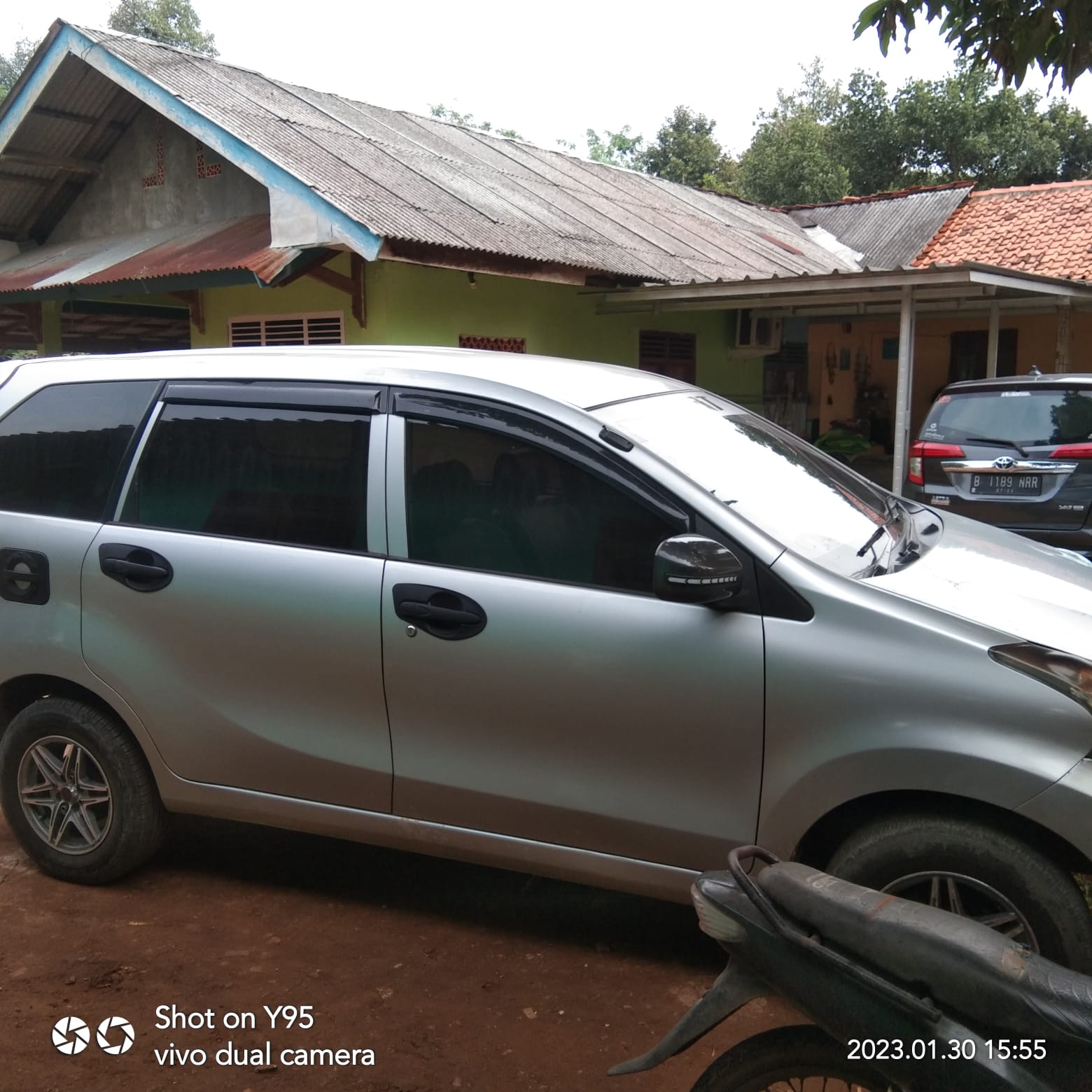 2013 Toyota Avanza  1.3 E MT 2013 Toyota Avanza  1.3 E MT
