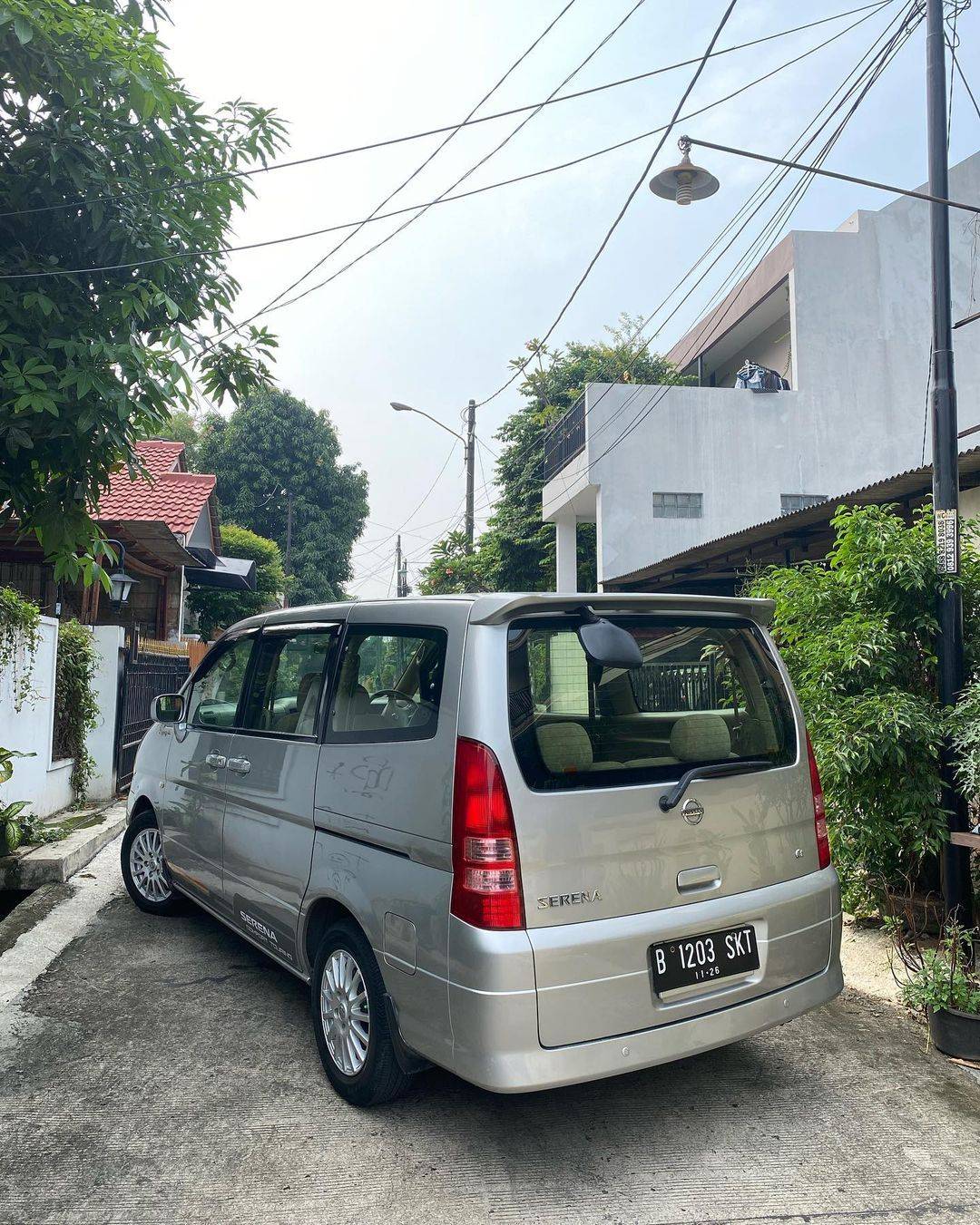 2010 Nissan Serena 2010 Nissan Serena