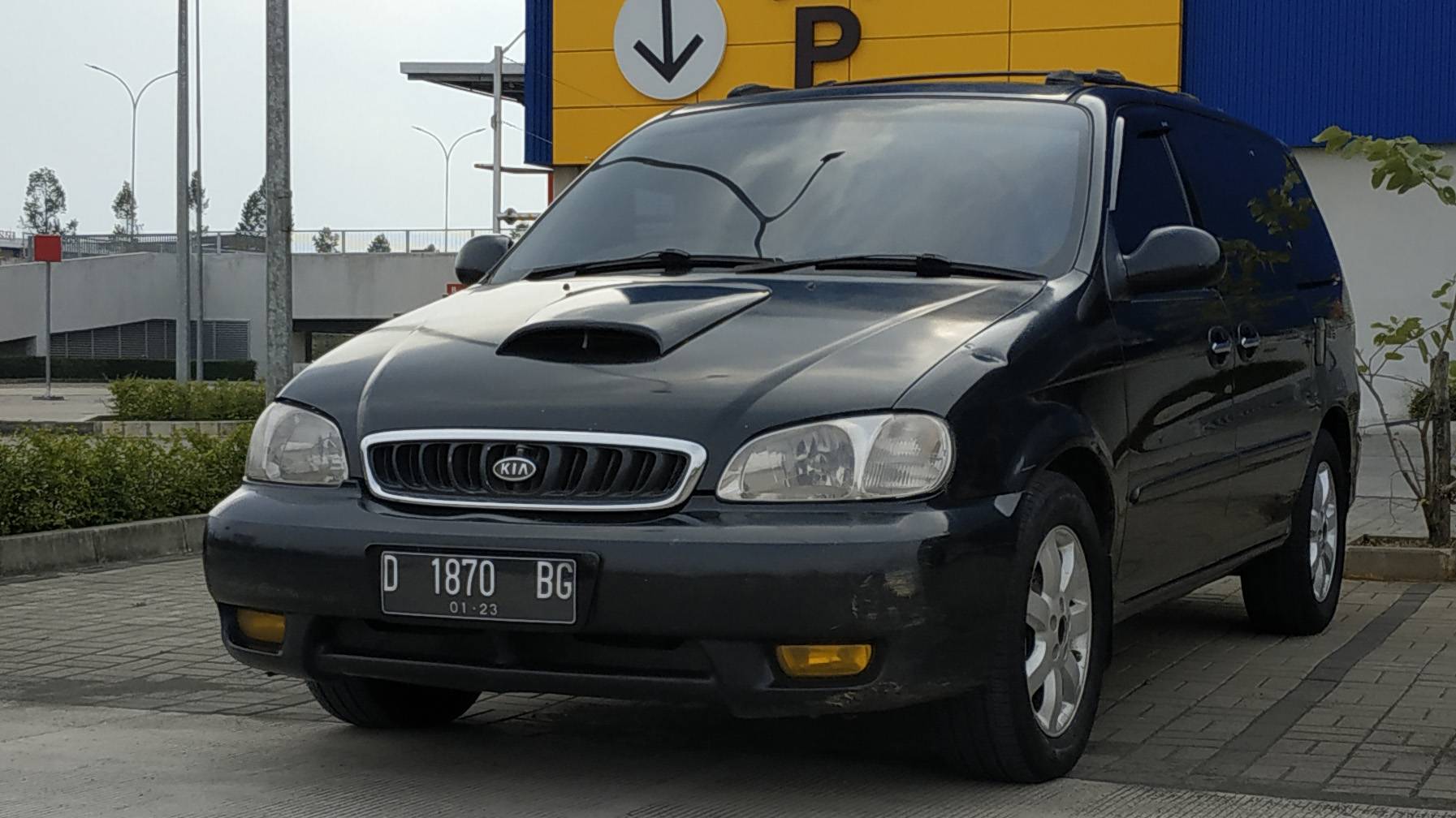 2000 Kia Carnival 2000 Kia Carnival
