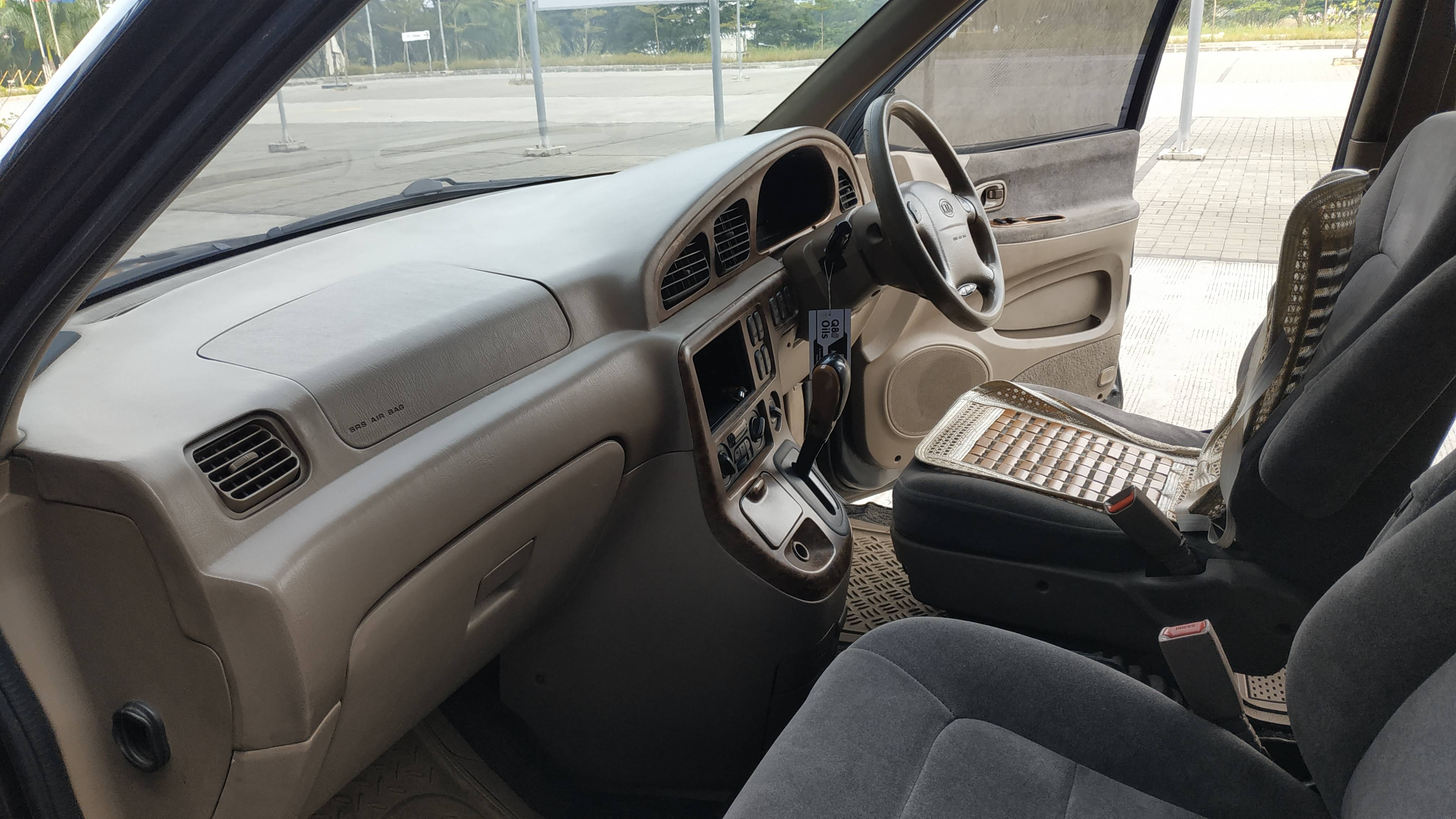 2000 Kia Carnival 2000 Kia Carnival