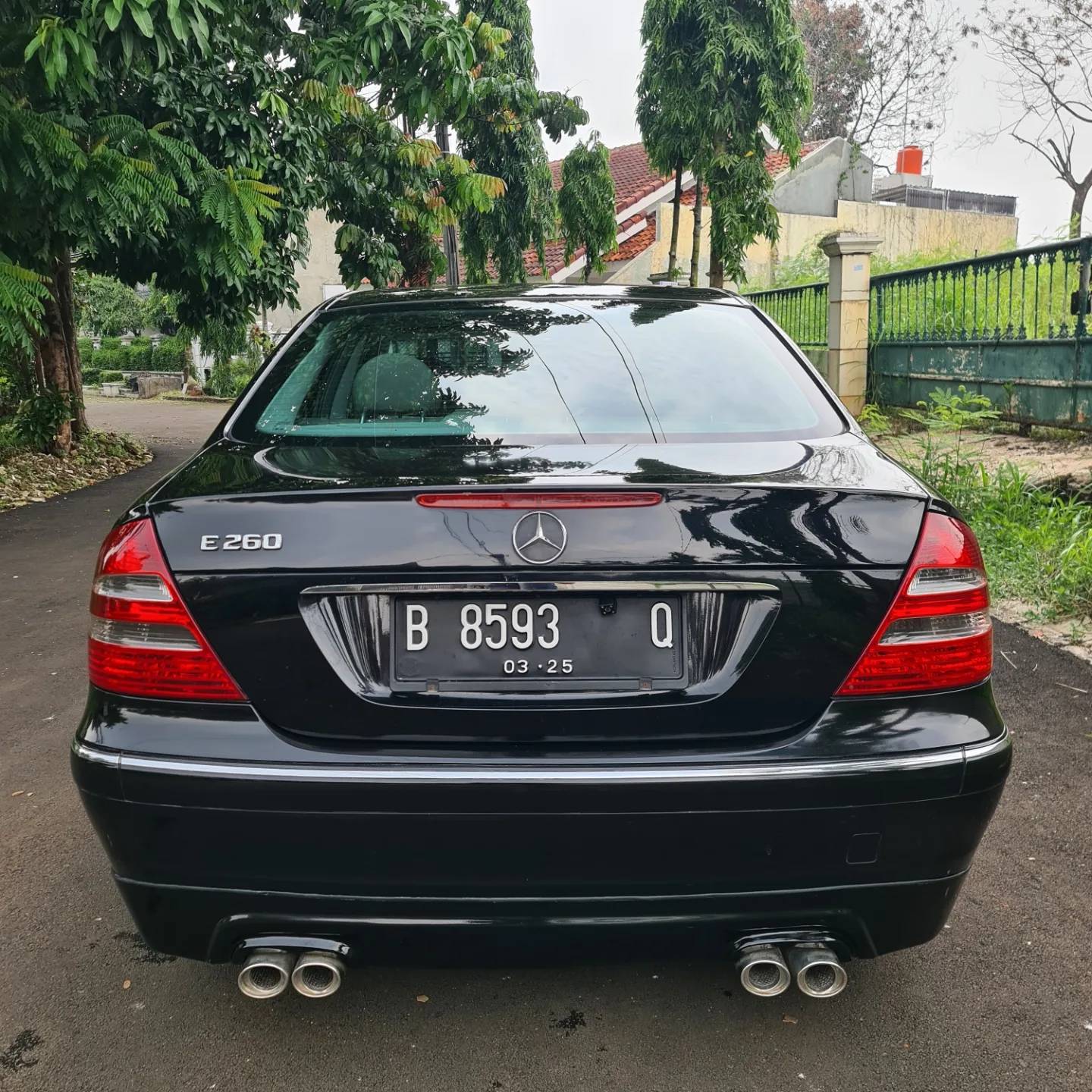 2005 Mercedes Benz E-Class 2005 Mercedes Benz E-Class